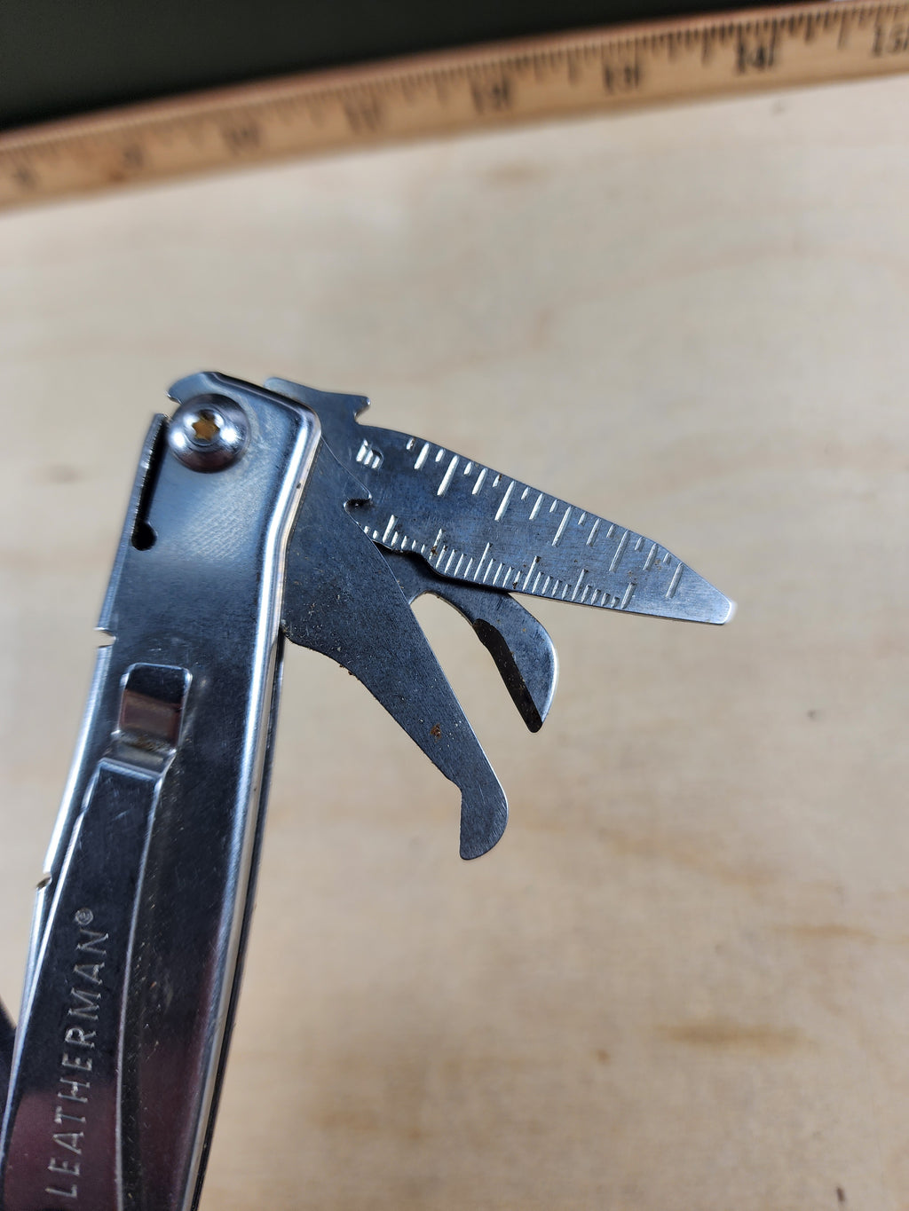 Leatherman Rev #-57 Dirty, possible rust