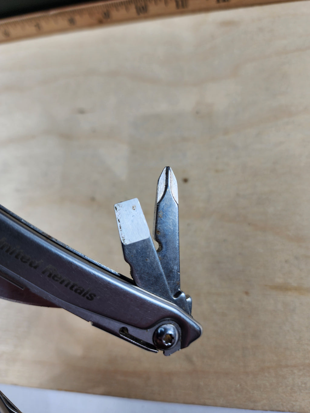 Leatherman Rev #-57 Dirty, possible rust