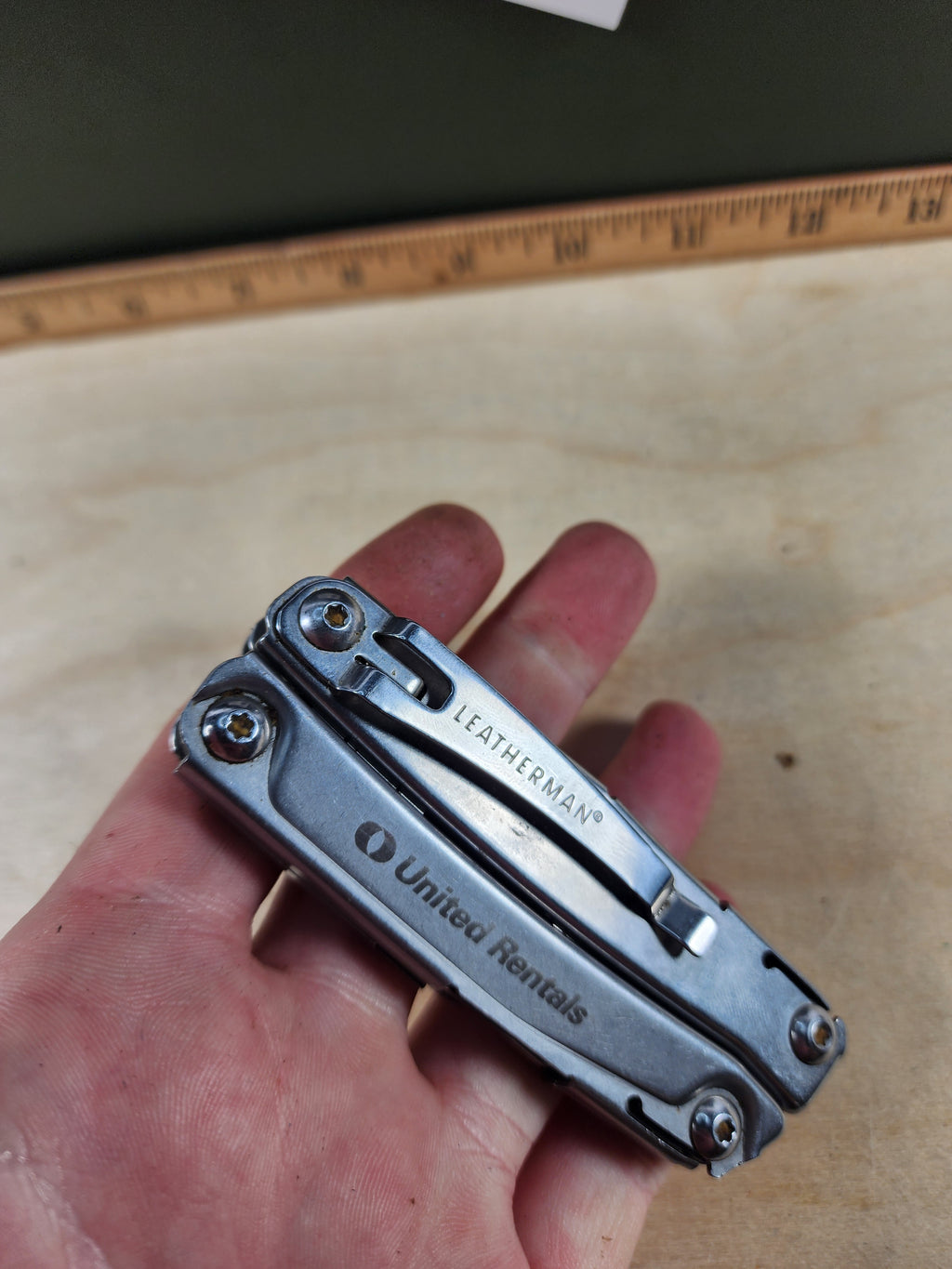 Leatherman Rev #-57 Dirty, possible rust
