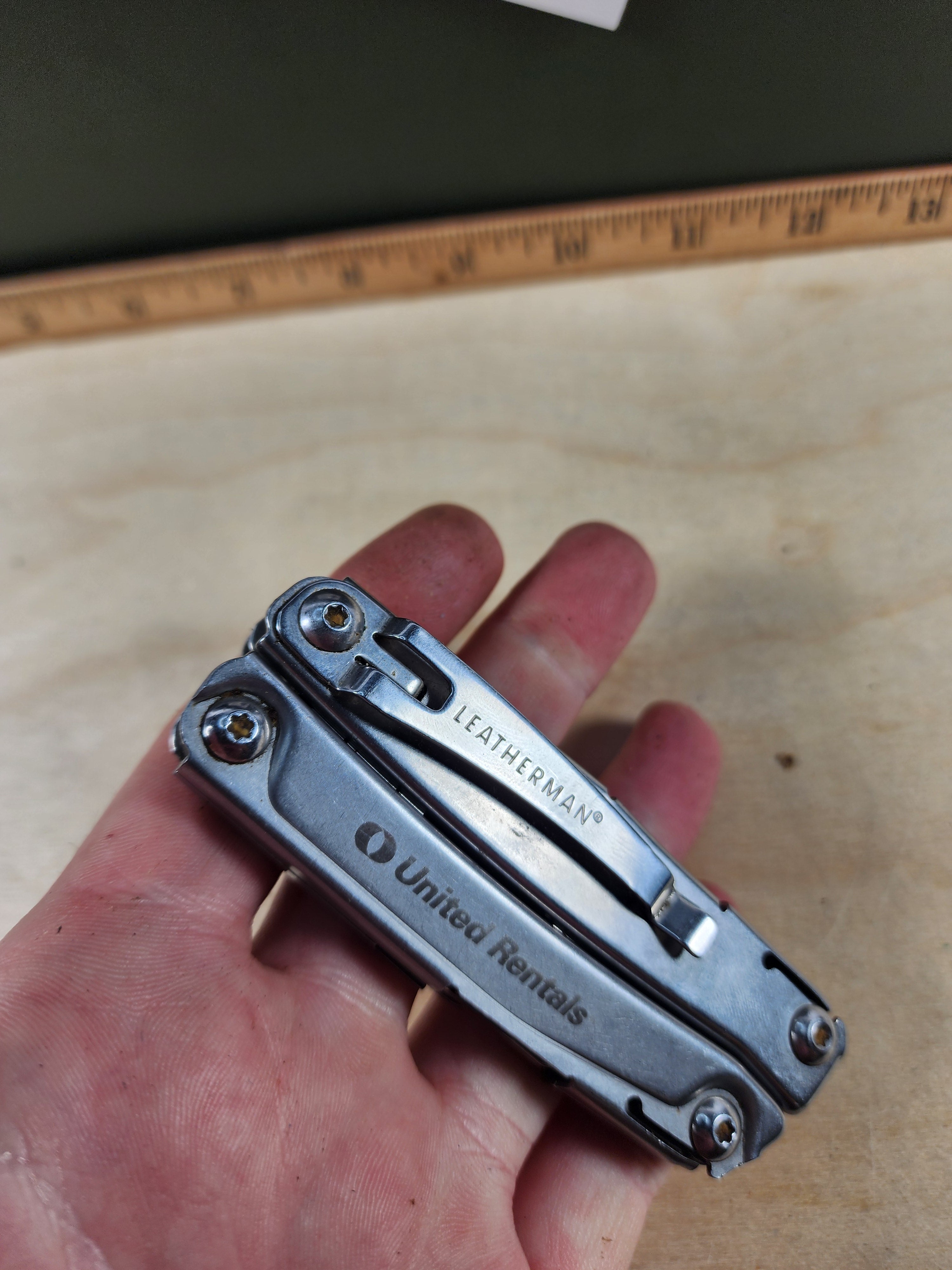 Leatherman Rev #-57 Dirty, possible rust
