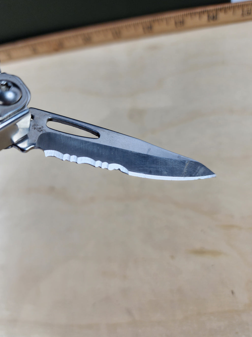 Leatherman Wingman #-58 Light usage, blade chipped