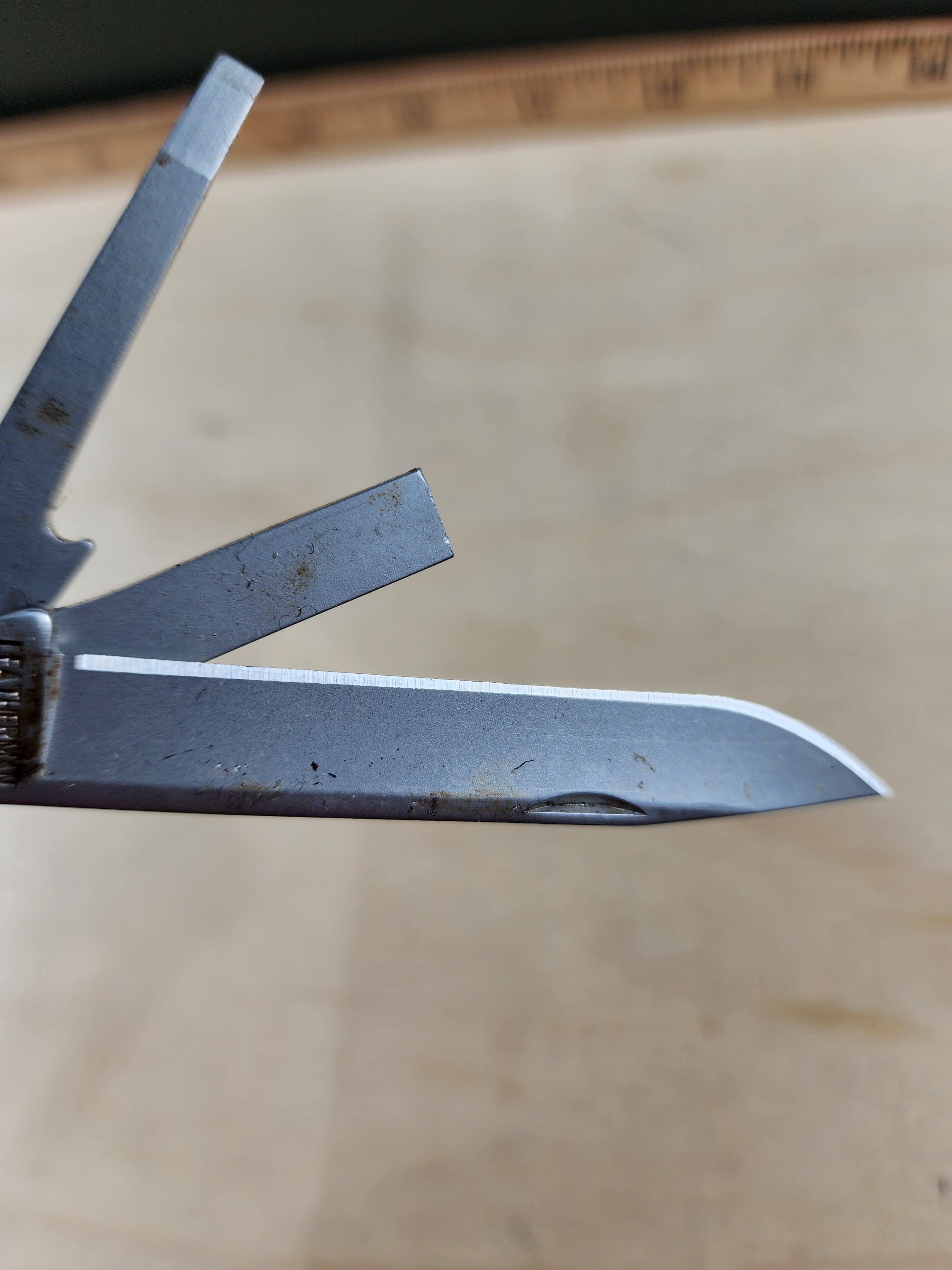 Leatherman Blast #-60 Light usage, dirty, possible rust small bitdriver broken