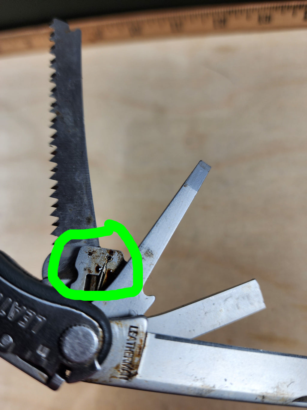 Leatherman Blast #-60 Light usage, dirty, possible rust small bitdriver broken