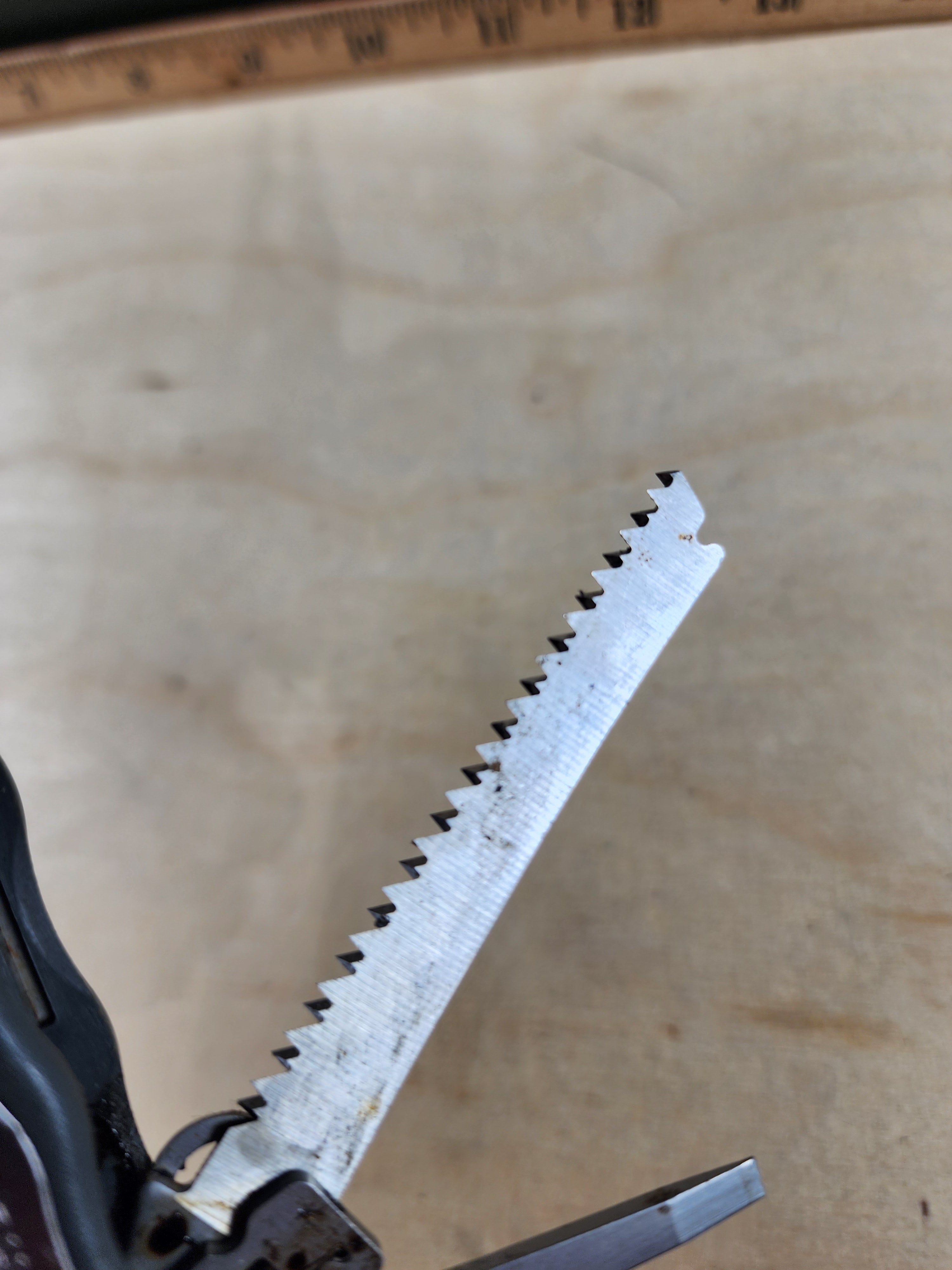 Leatherman Blast #-60 Light usage, dirty, possible rust small bitdriver broken