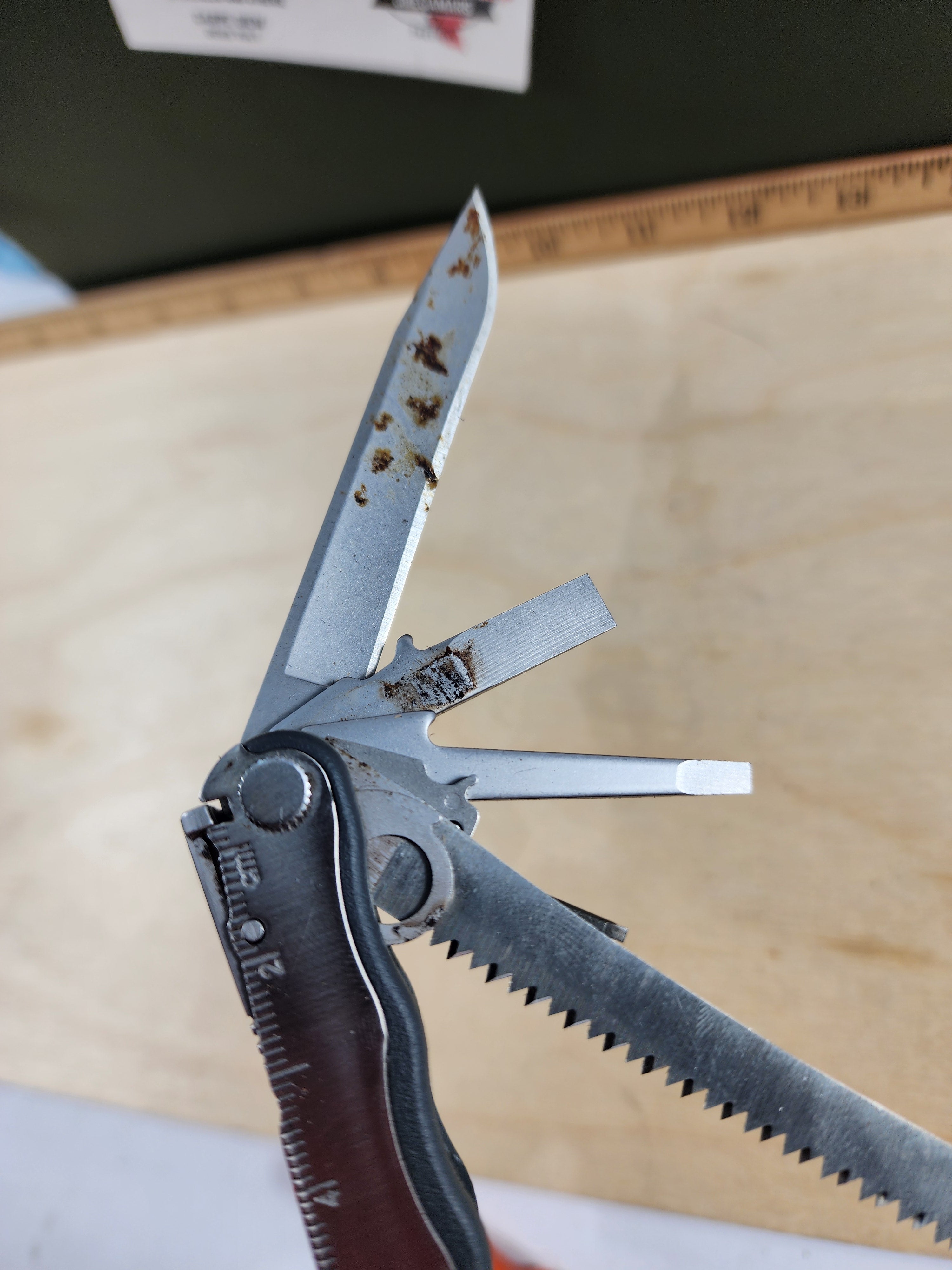 Leatherman Blast #-61 Light usage, dirty, possible rust