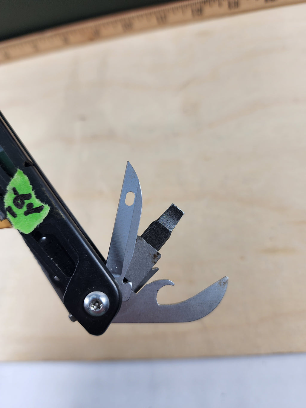 Leatherman Signal #-64 Light usage, dirty