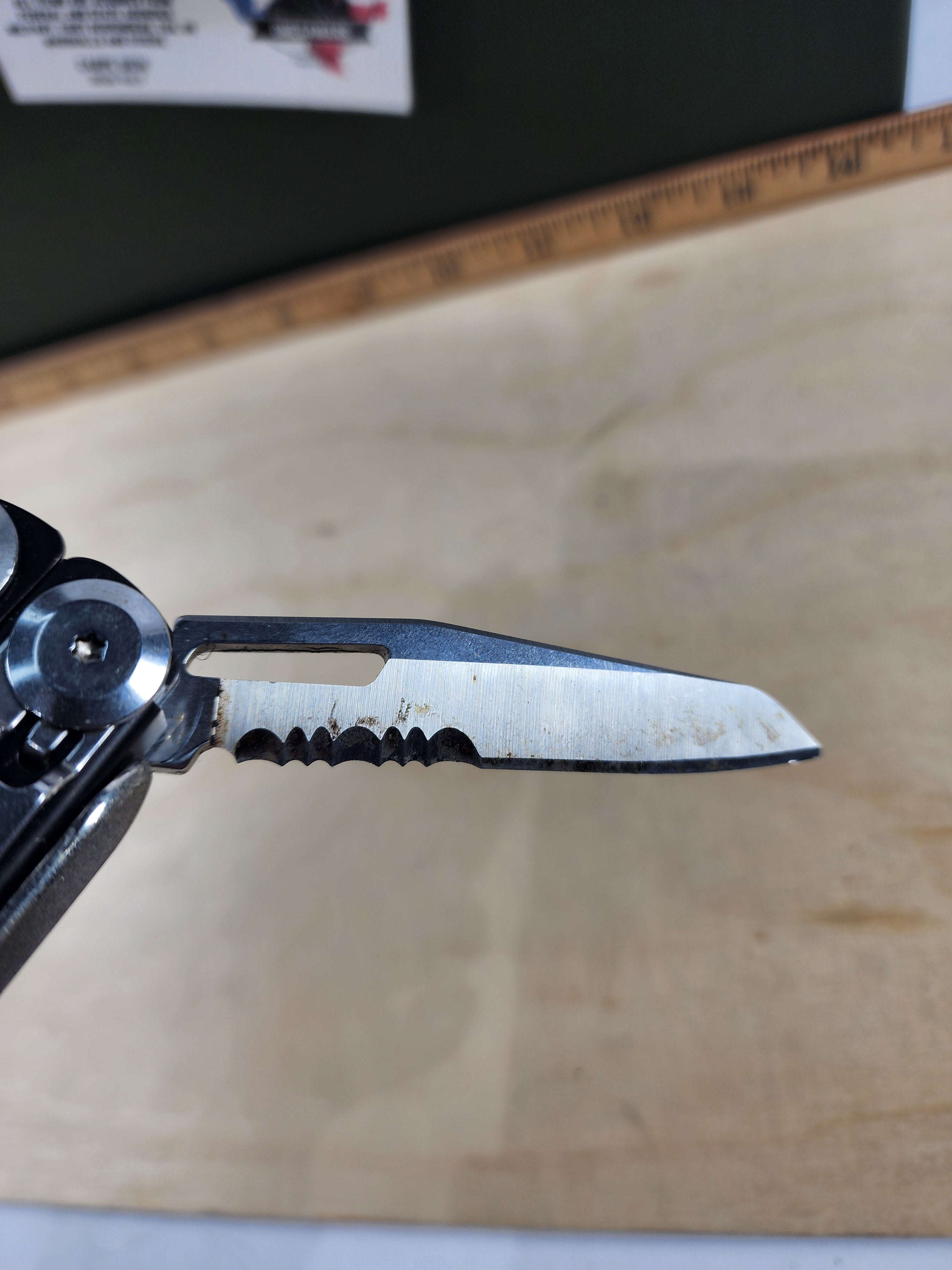 Leatherman Signal #-64 Light usage, dirty
