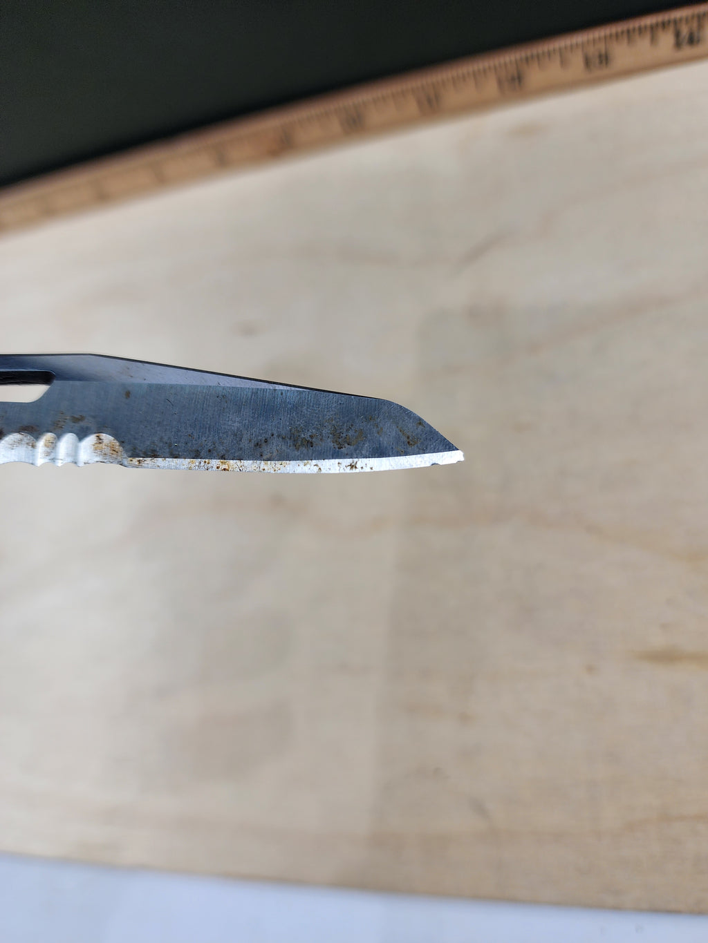 Leatherman Signal #-64 Light usage, dirty