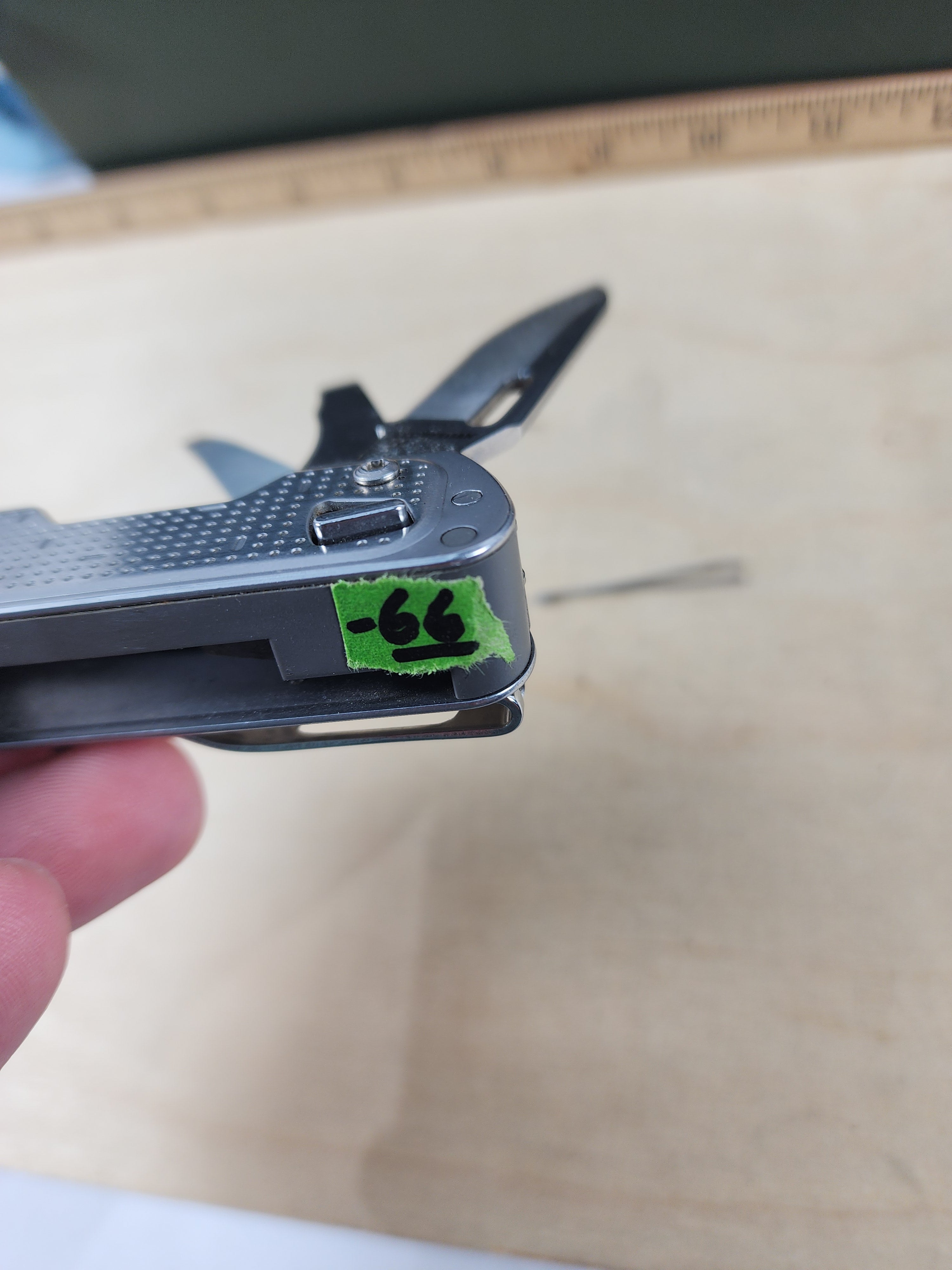 Leatherman Free T4 #-66 Light usage