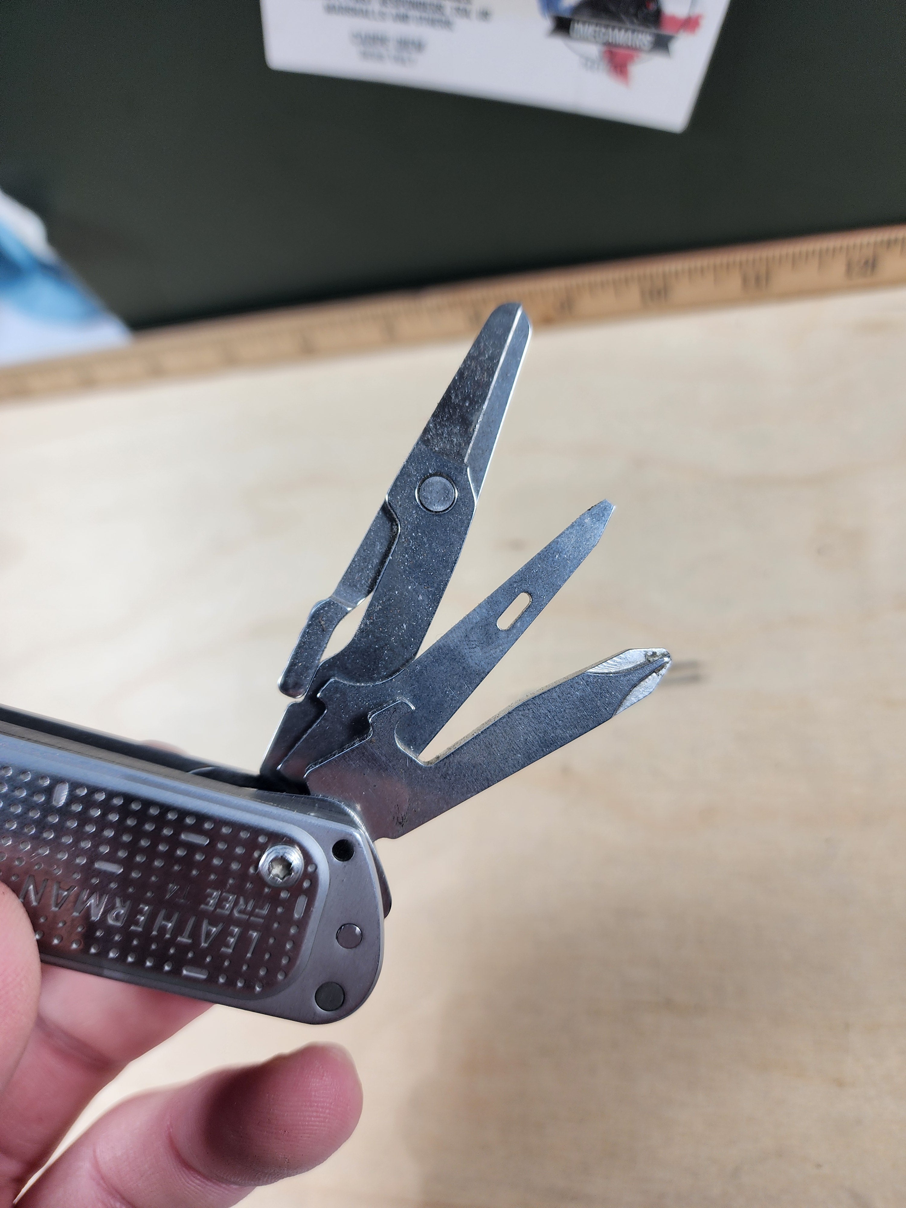 Leatherman Free T4 #-66 Light usage