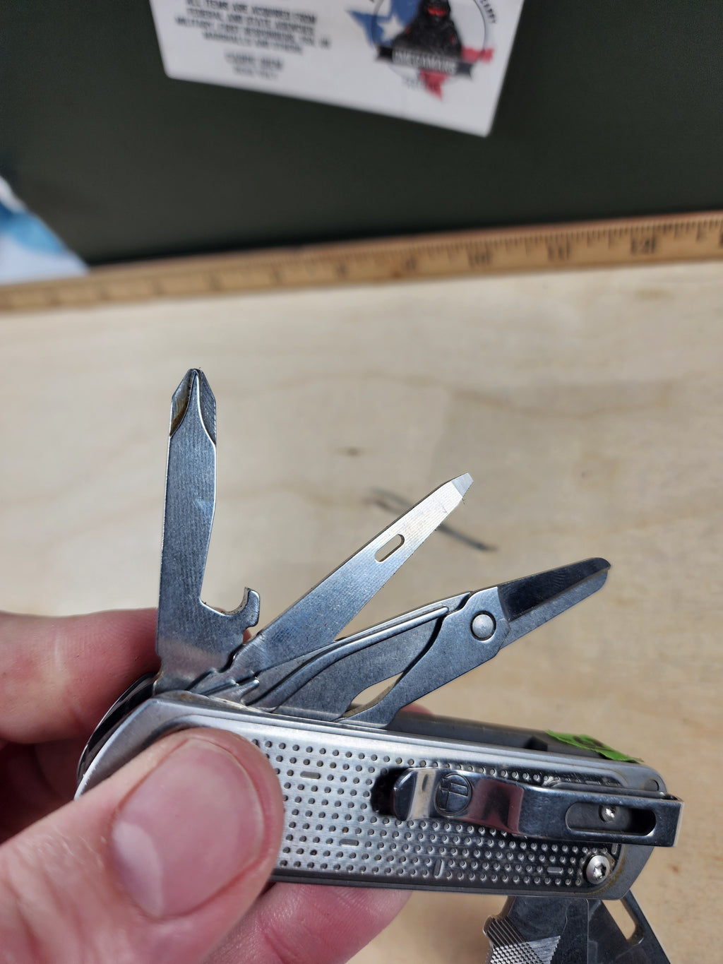 Leatherman Free T4 #-67 Light usage