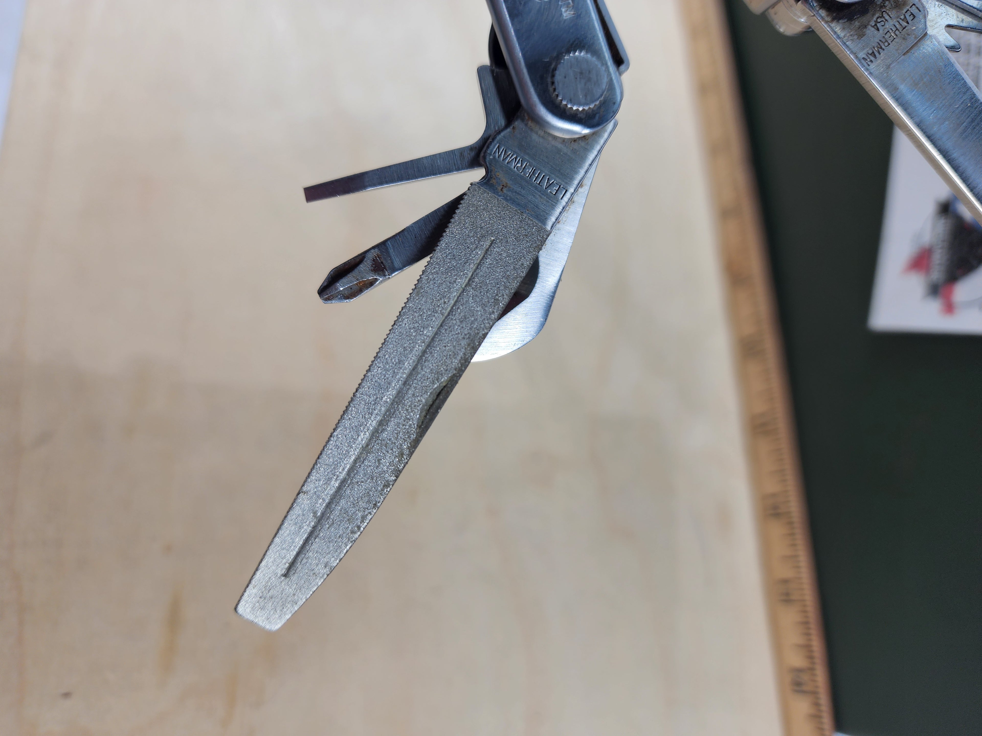 Leatherman Pulse #-70 Light usage, possible rust, scissors broken 0900/1000