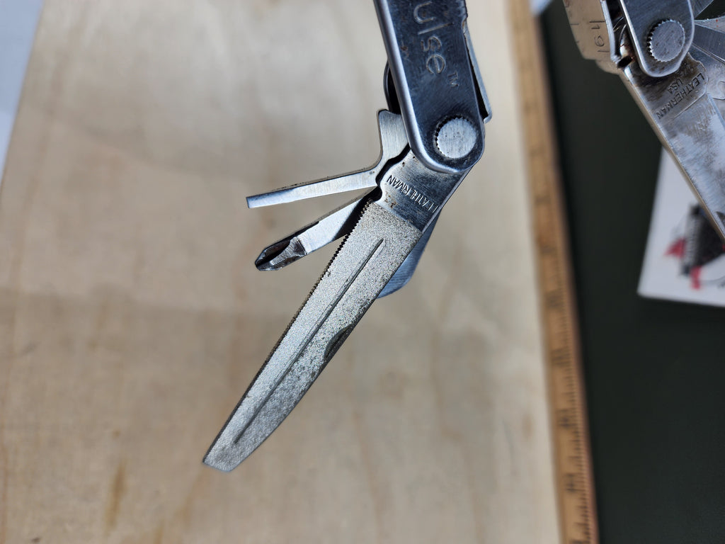 Leatherman Pulse #-70 Light usage, possible rust, scissors broken 0900/1000