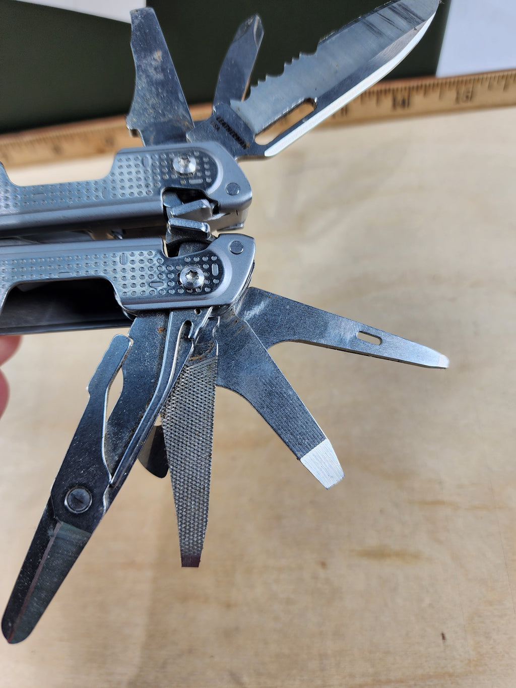 Leatherman Free P2 #-72 Light Usage