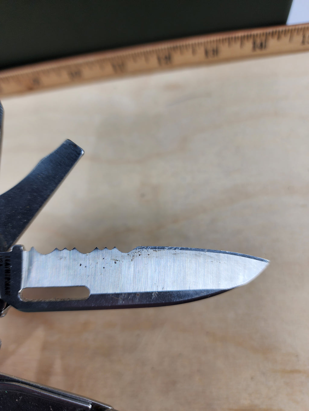 Leatherman Free P2 #-73 Light Usage, dirty