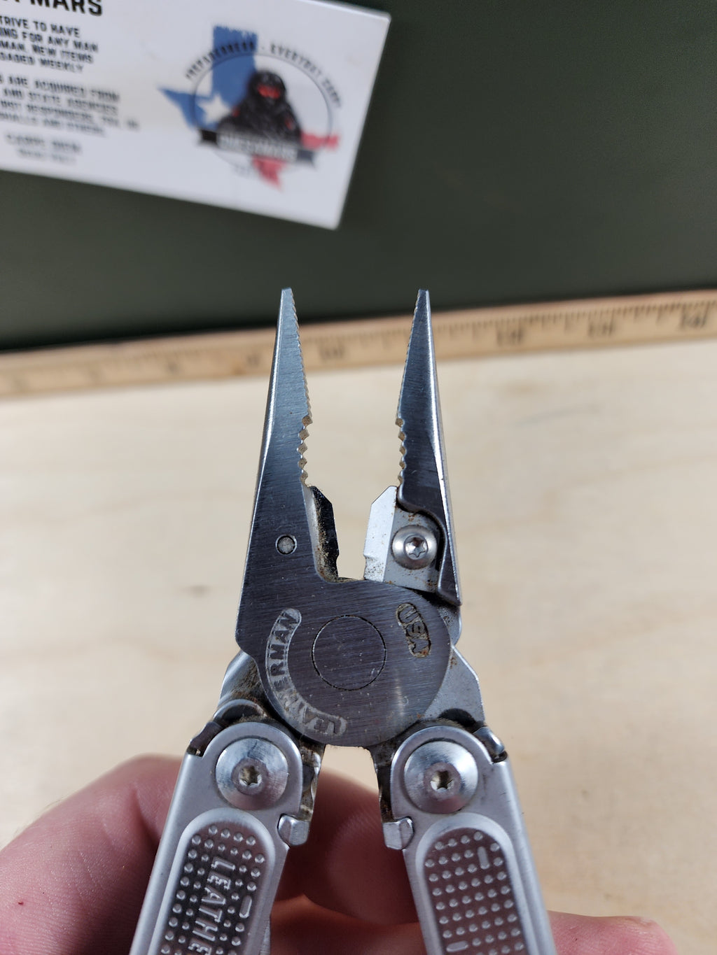 Leatherman Free P2 #-73 Light Usage, dirty