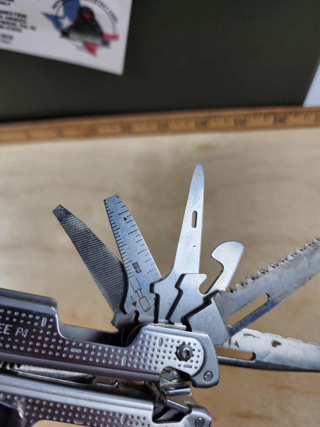 Leatherman Free P4 #-74 Light Usage, dirty, possible rust