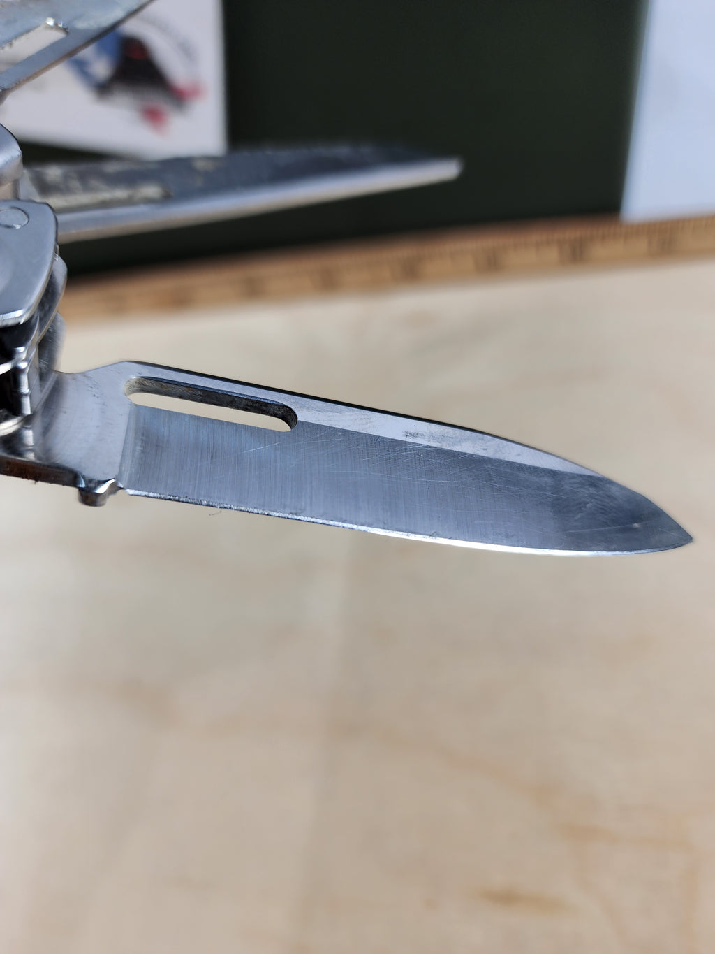 Leatherman Free P4 #-74 Light Usage, dirty, possible rust