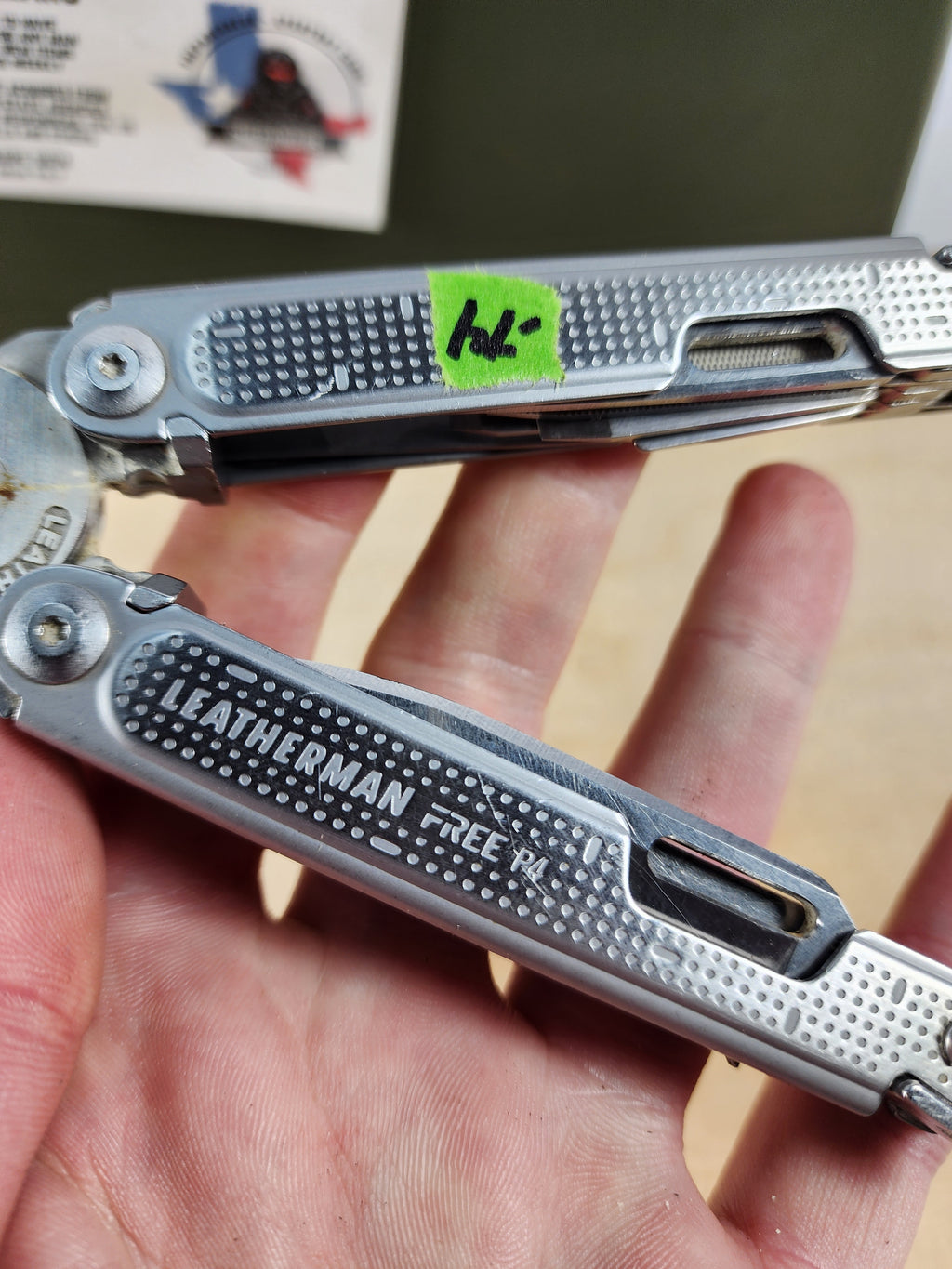 Leatherman Free P4 #-74 Light Usage, dirty, possible rust