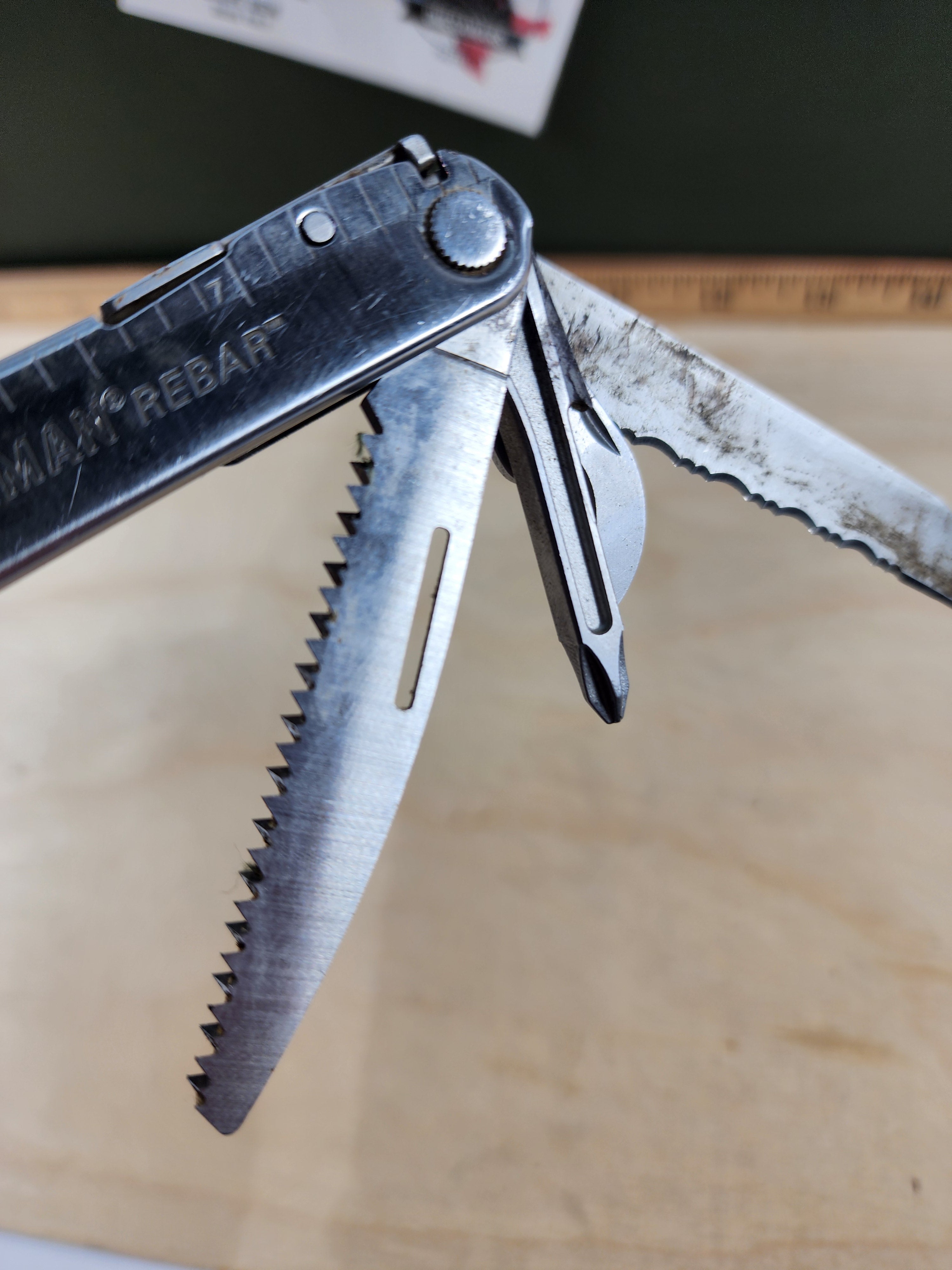 Leatherman Rebar #-76 Very Dirty, possible rust