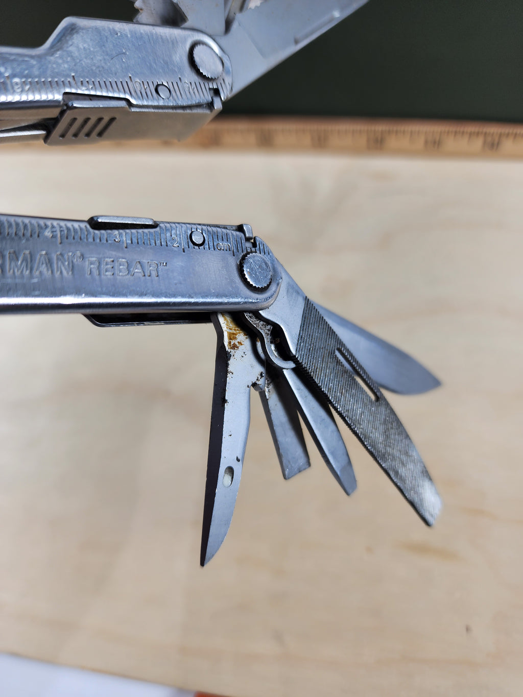 Leatherman Rebar #-77 Very Dirty, possible rust