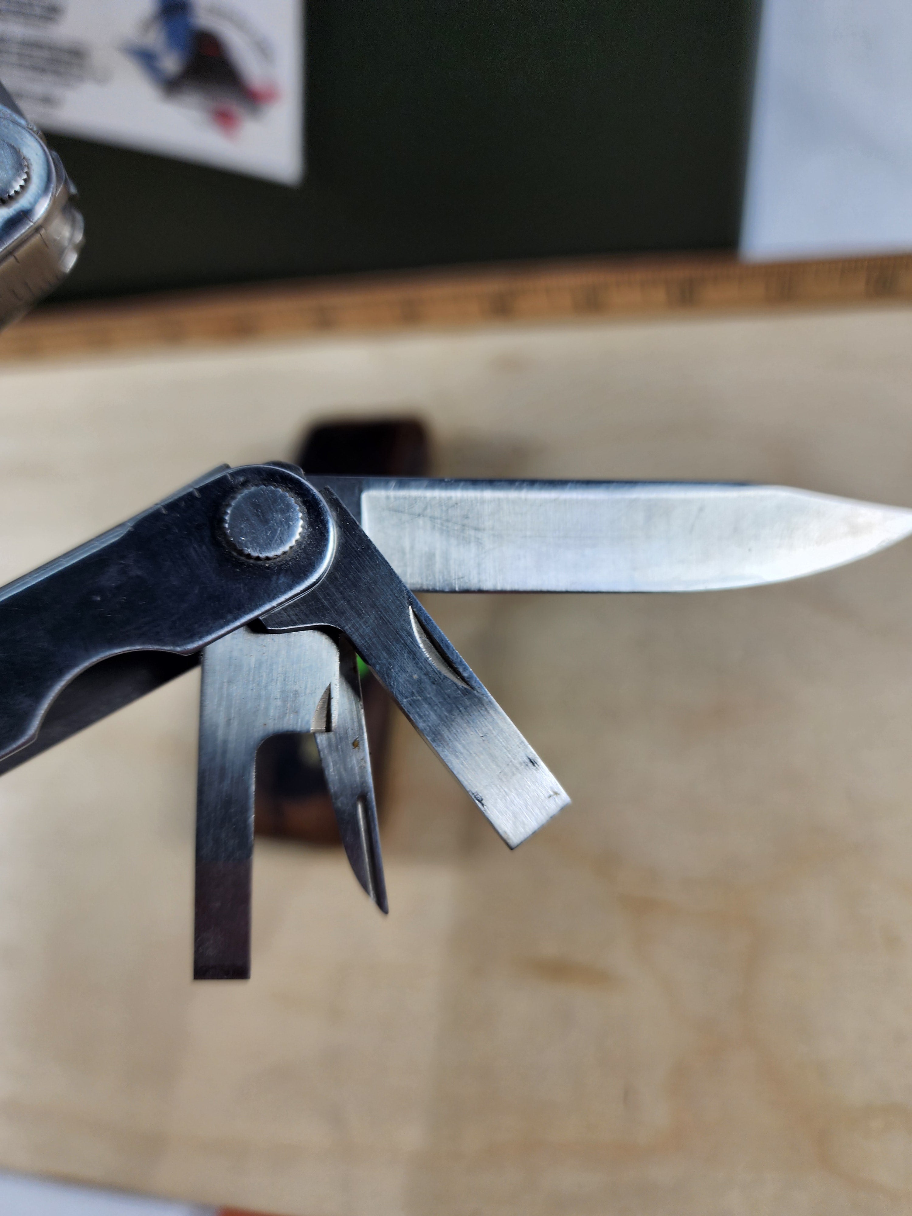 Leatherman PST #-84 Original, light usage, wire cutters chipped 0993 dates