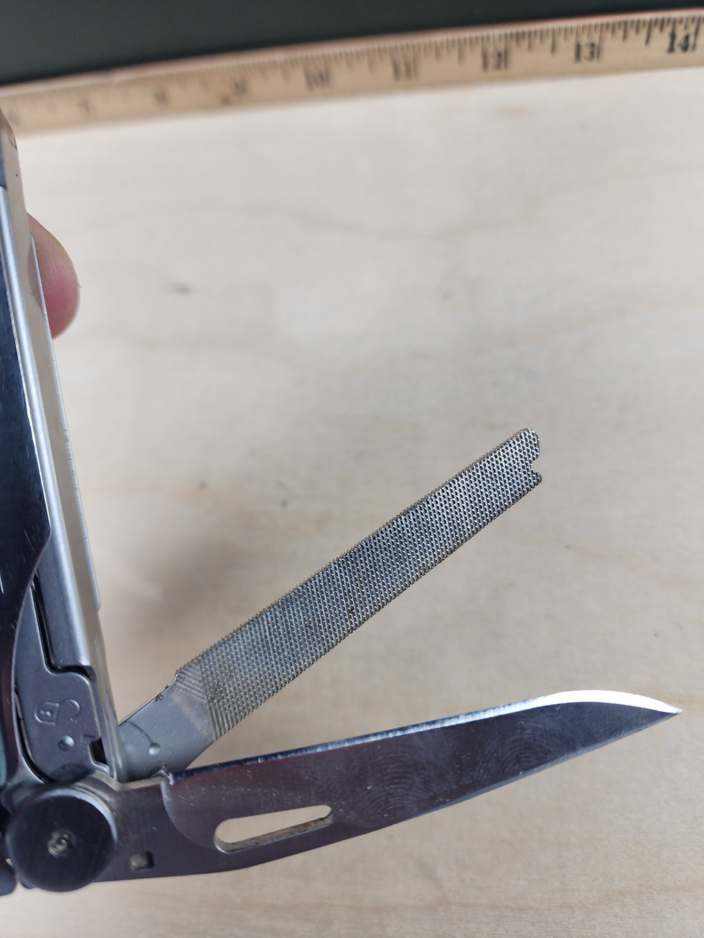 Leatherman Wave #-100 Original, light usage, Handles a wee bit loose 0998/1098