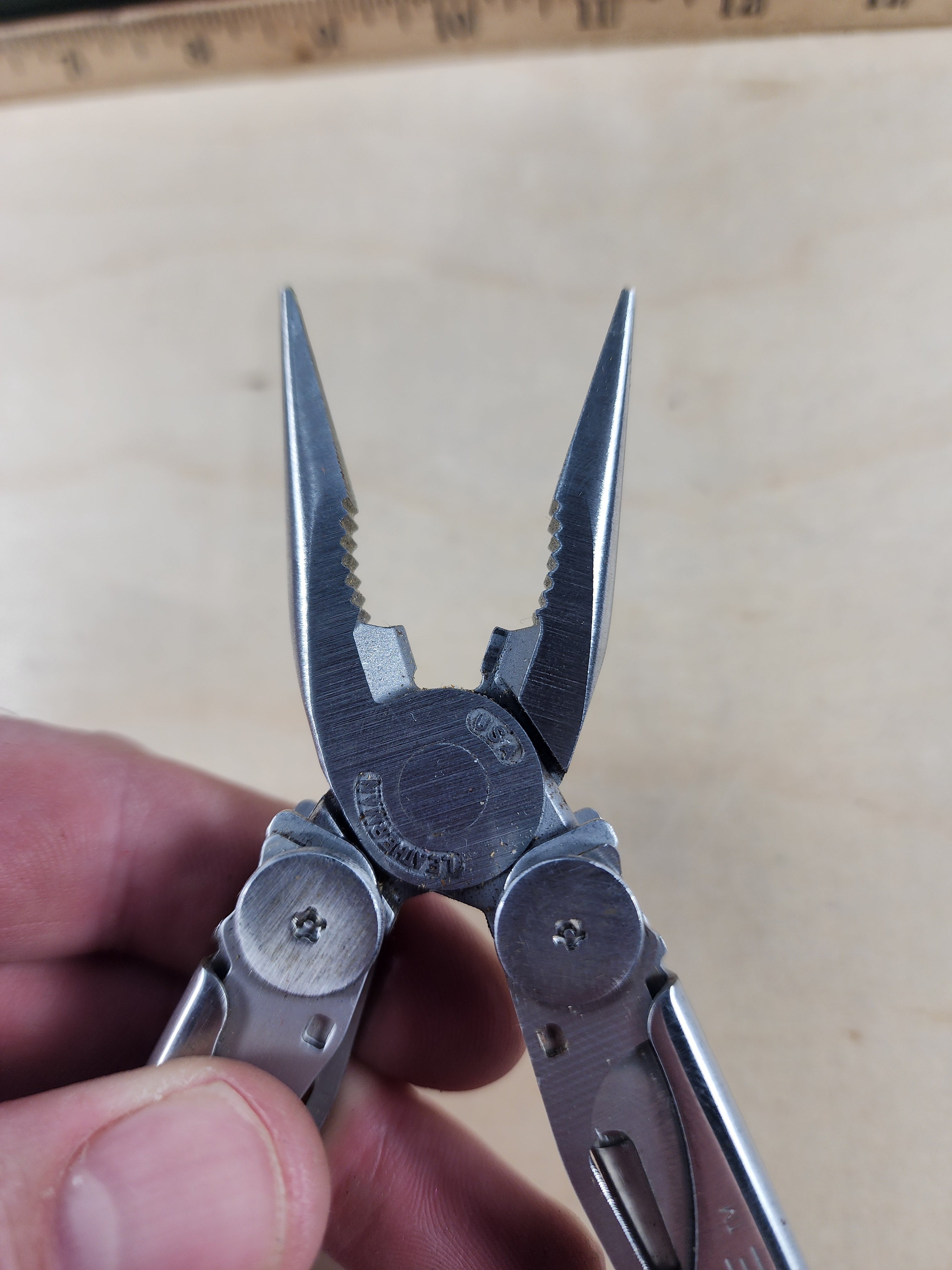 Leatherman Wave #-102 Original, light usage, dirty, 0800-0600