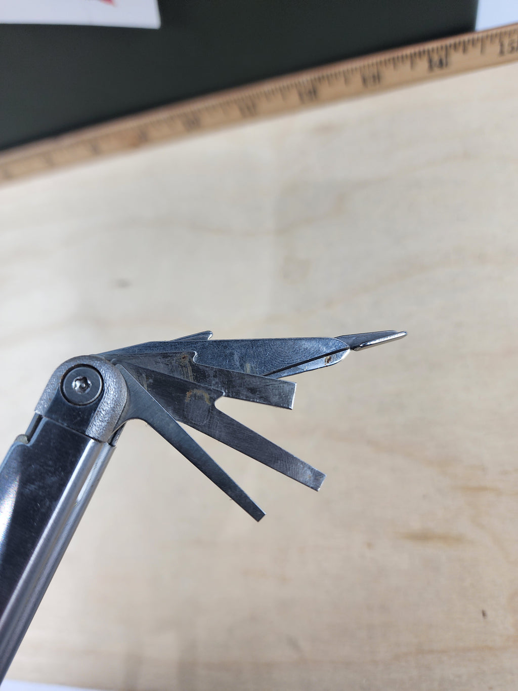 Leatherman Wave #-102 Original, light usage, dirty, 0800-0600