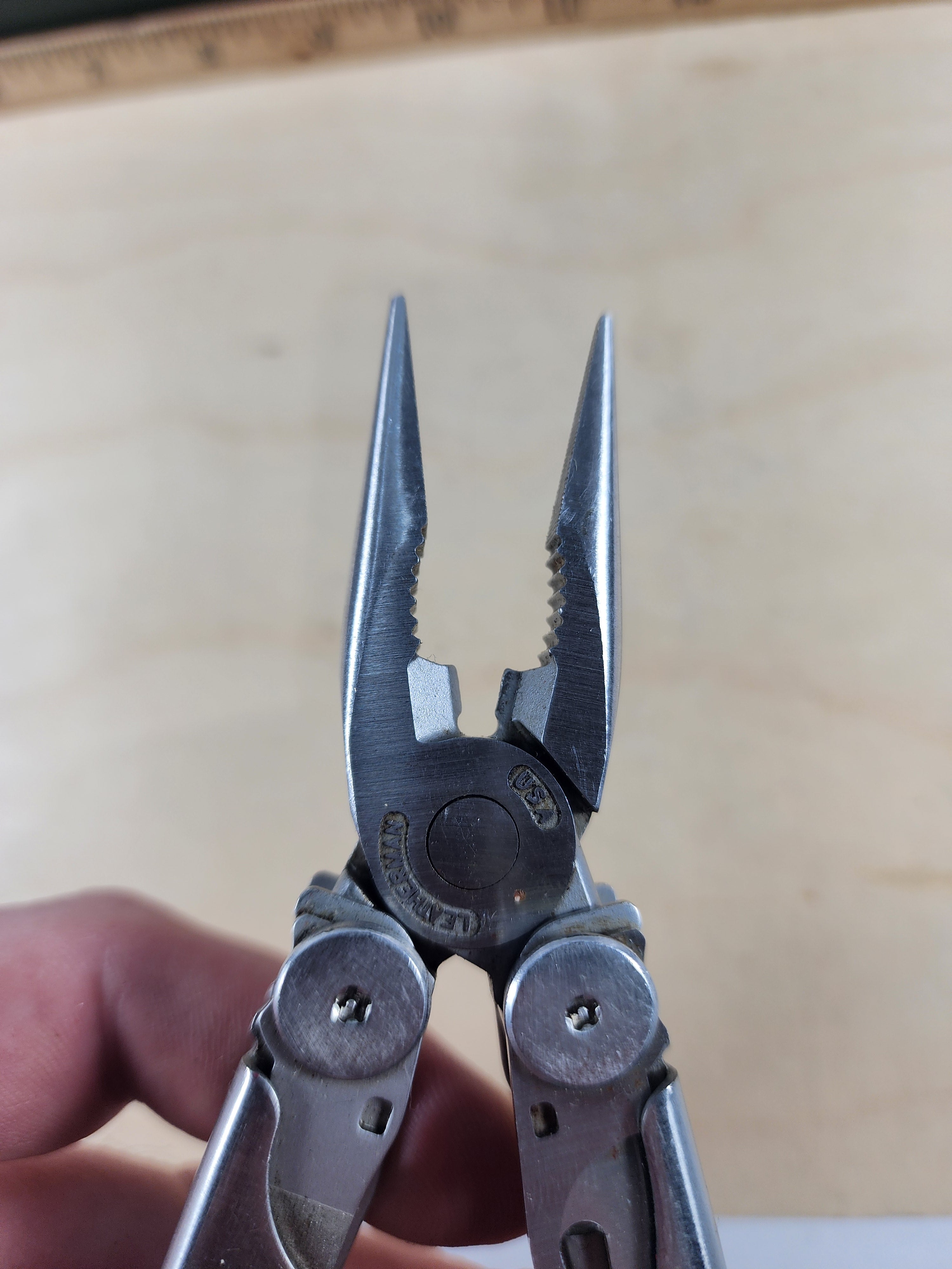 Leatherman Wave #-104 Original, light usage, dirty, possible rust 0100/1099