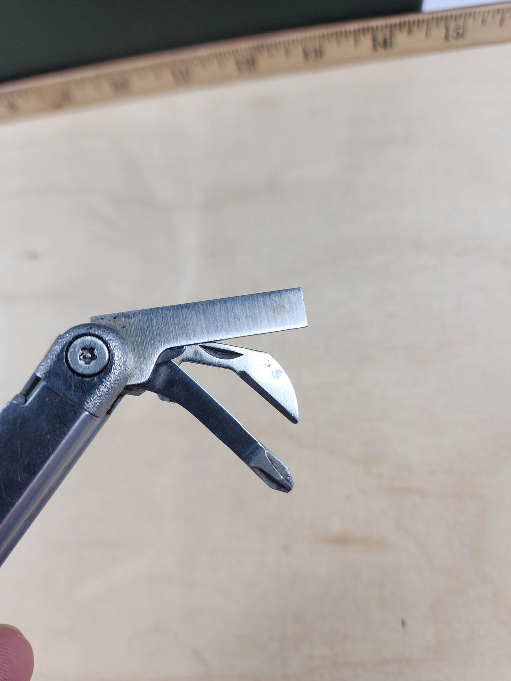 Leatherman Wave #-104 Original, light usage, dirty, possible rust 0100/1099