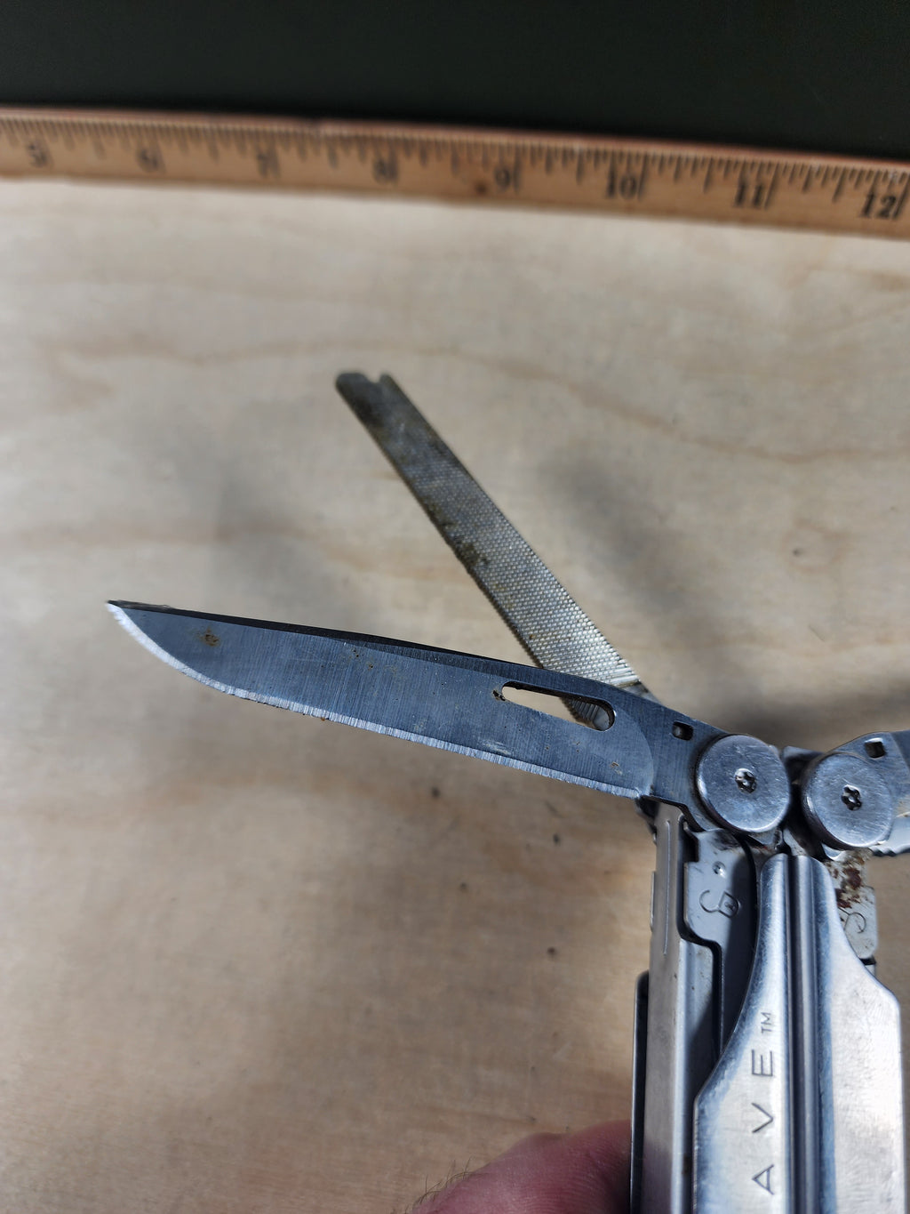 Leatherman Wave #-104 Original, light usage, dirty, possible rust 0100/1099