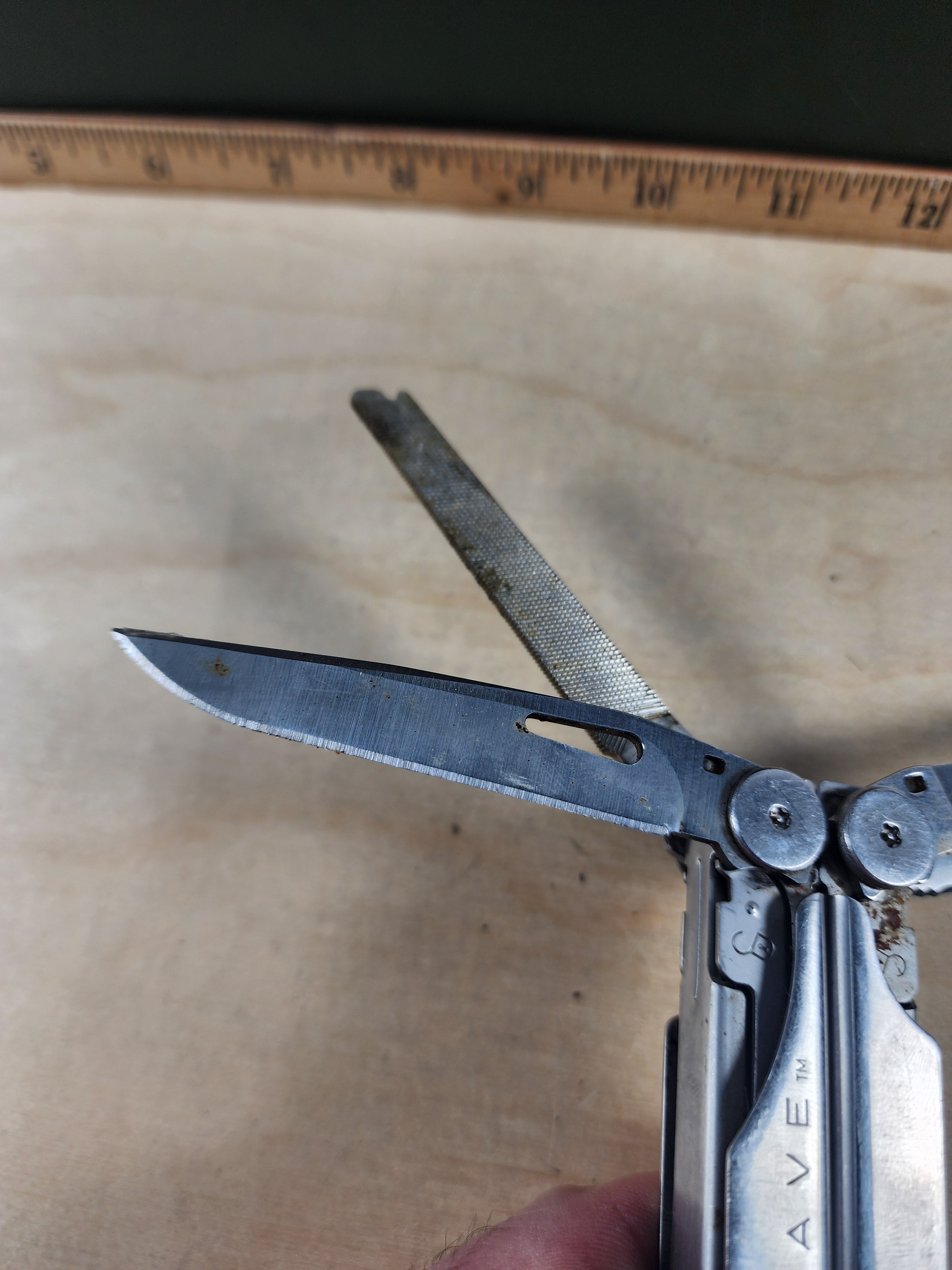 Leatherman Wave #-104 Original, light usage, dirty, possible rust 0100/1099