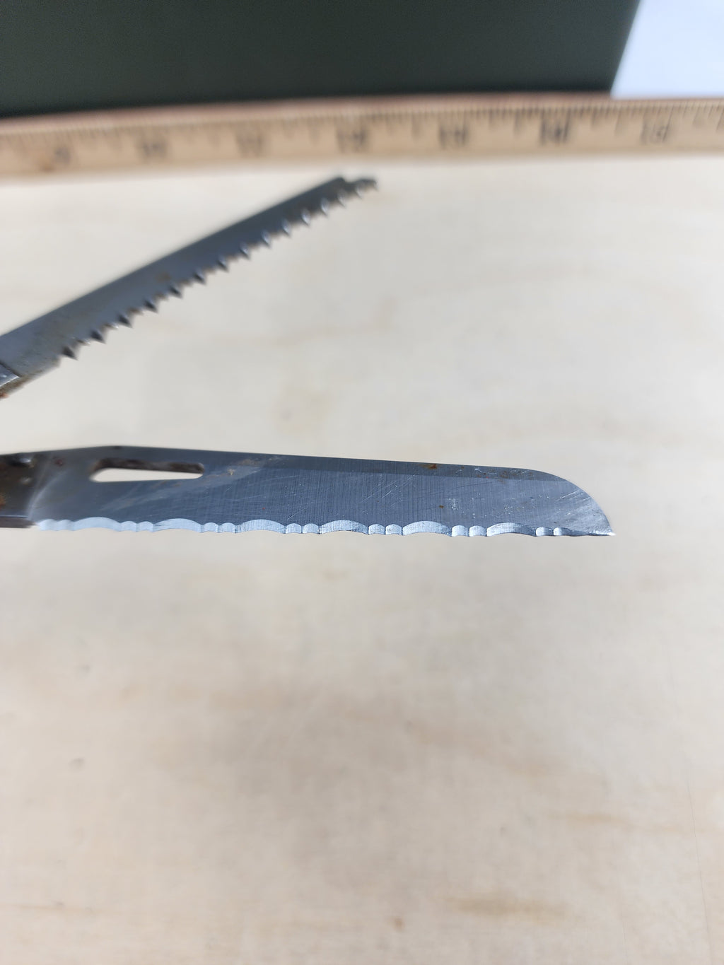 Leatherman Wave #-104 Original, light usage, dirty, possible rust 0100/1099