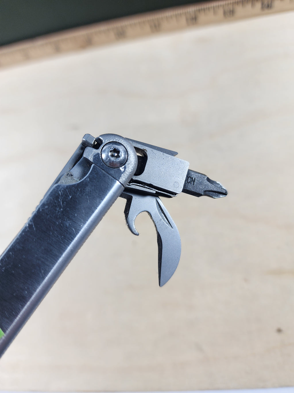 Leatherman Wave #-106 light usage, possible rust/dirty