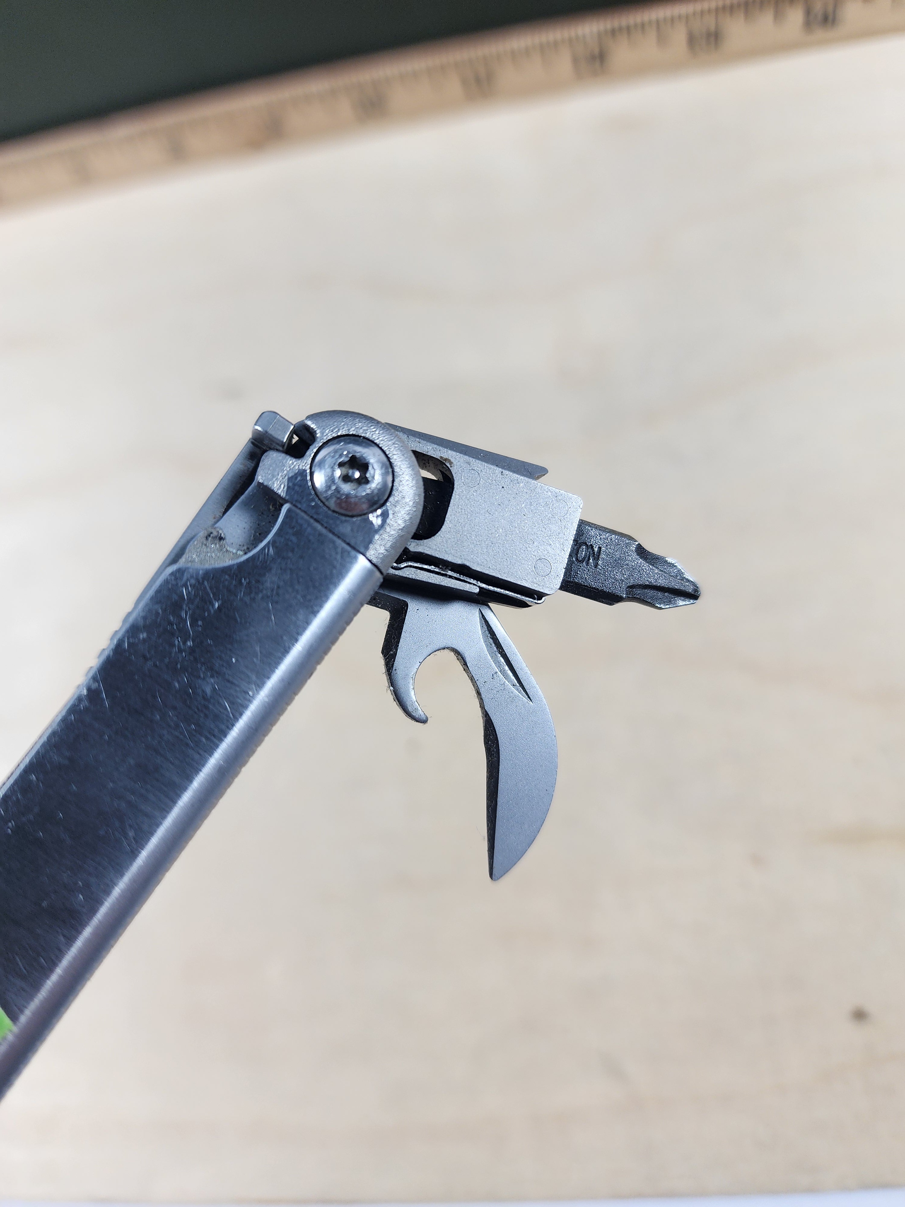 Leatherman Wave #-106 light usage, possible rust/dirty