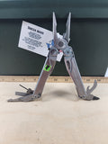 Leatherman Wave #-108 light usage, dirty, knife chipped