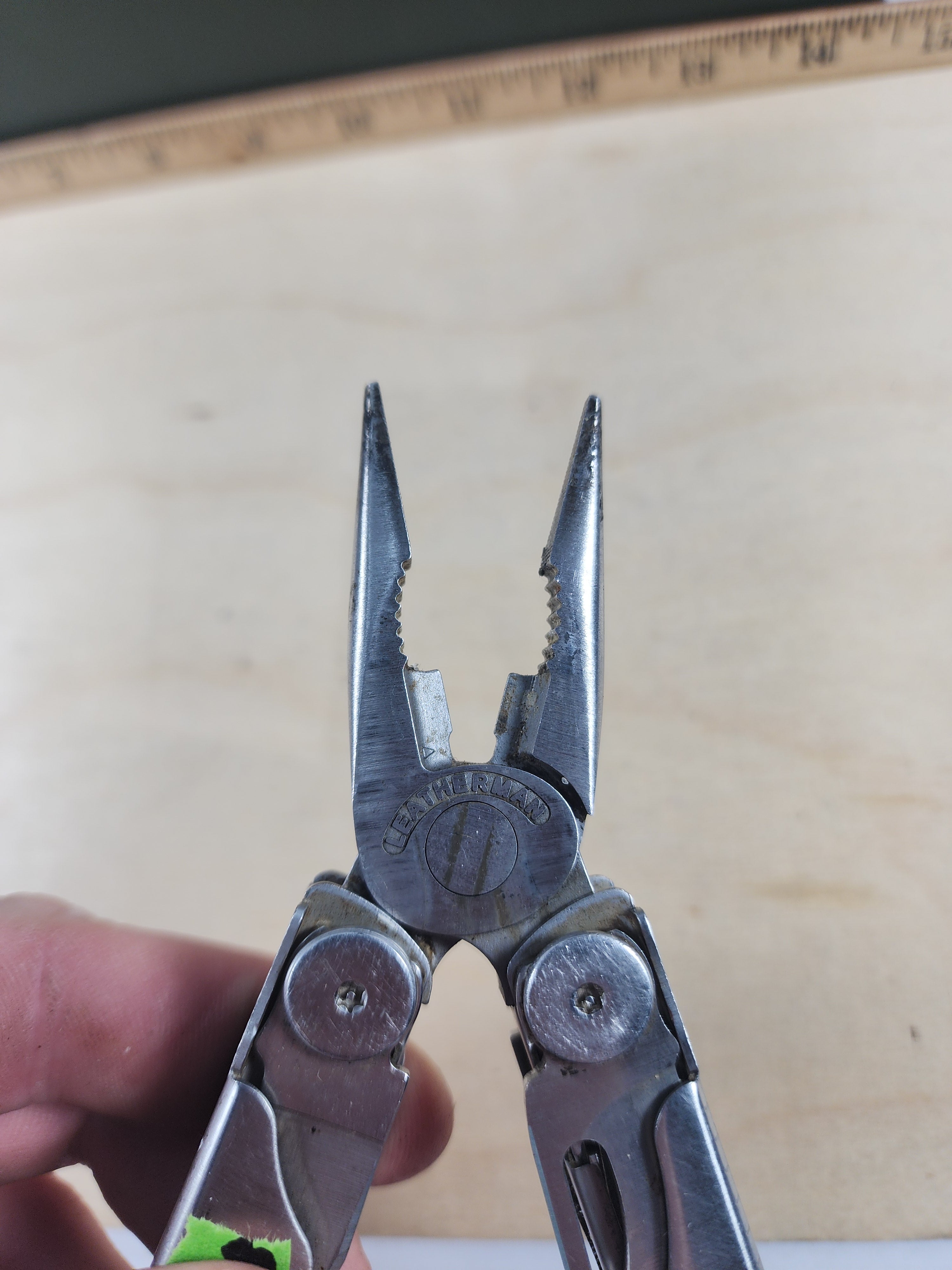 Leatherman Wave #-++108 Moderate usage, dirty, possible rust