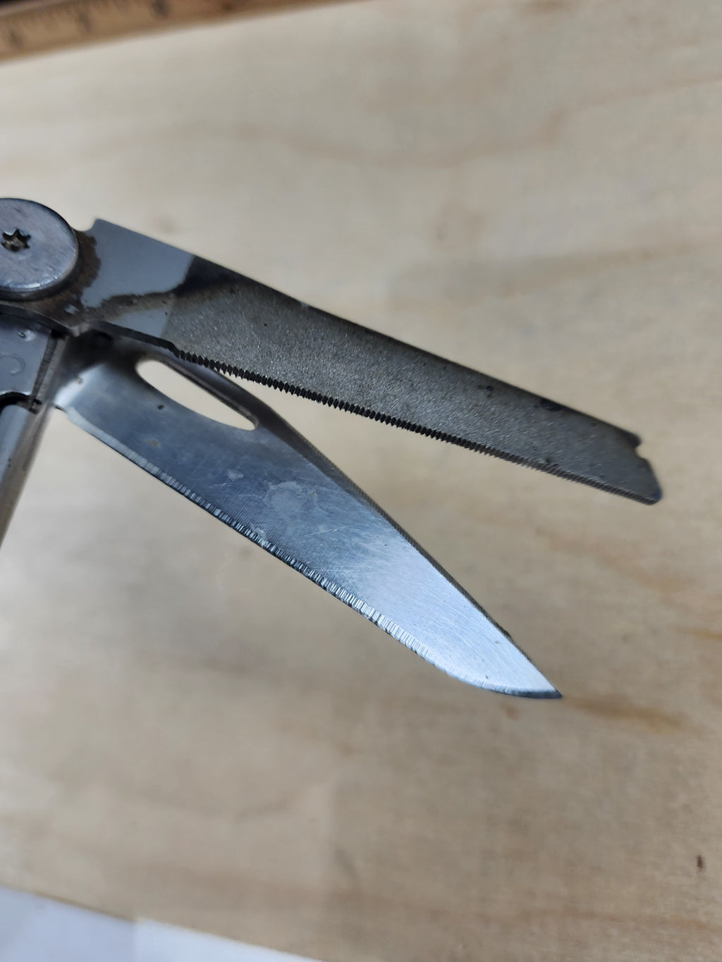 Leatherman Wave #-++108 Moderate usage, dirty, possible rust