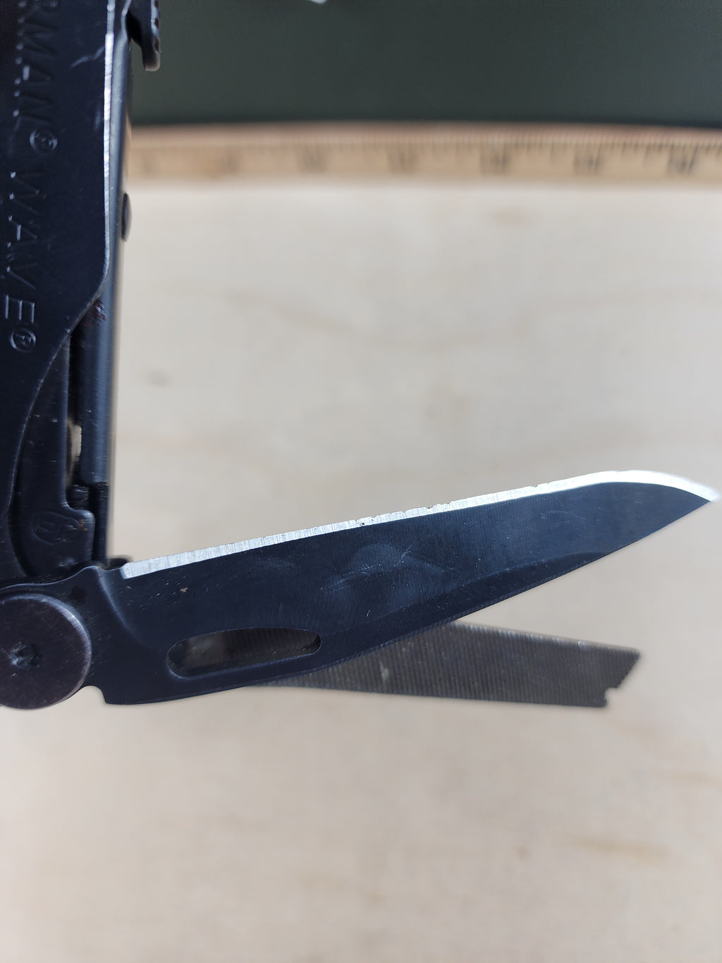 Leatherman Wave #-109 light usage, dirty, rust present