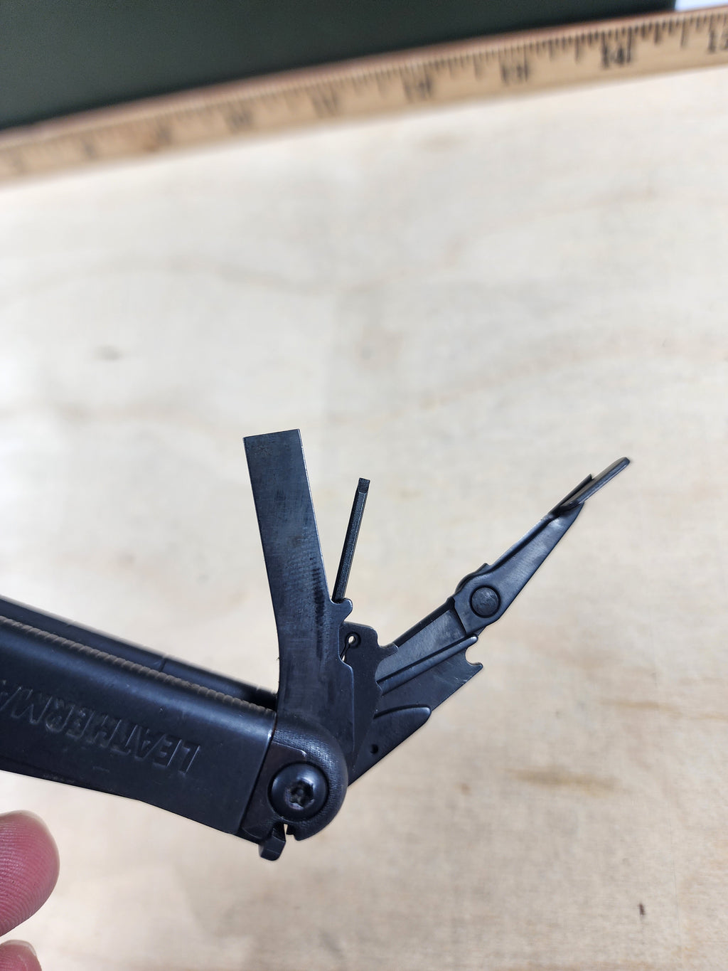 Leatherman Wave #-110 knife resharpened, light usage, dirty