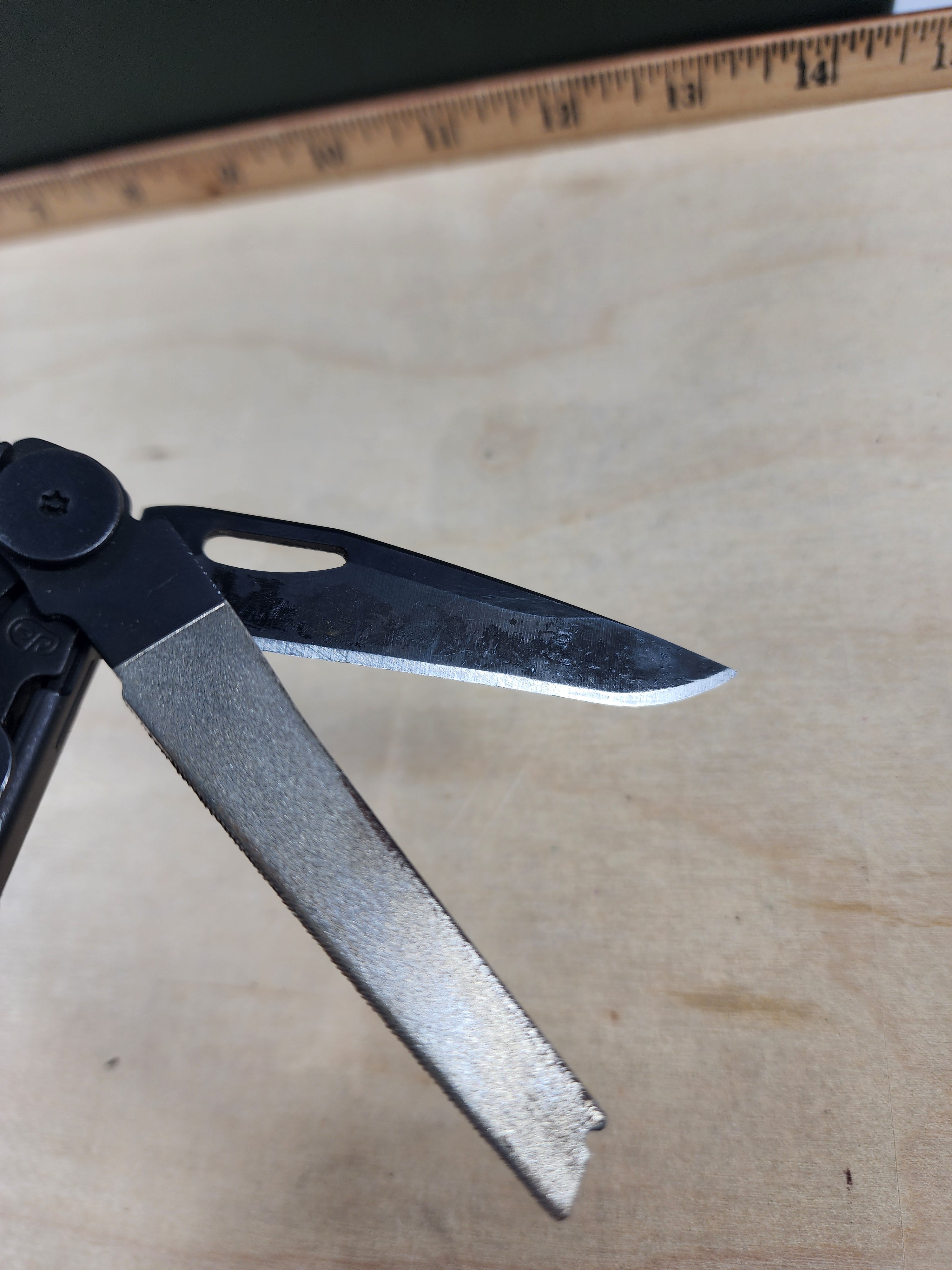 Leatherman Wave #-110 knife resharpened, light usage, dirty