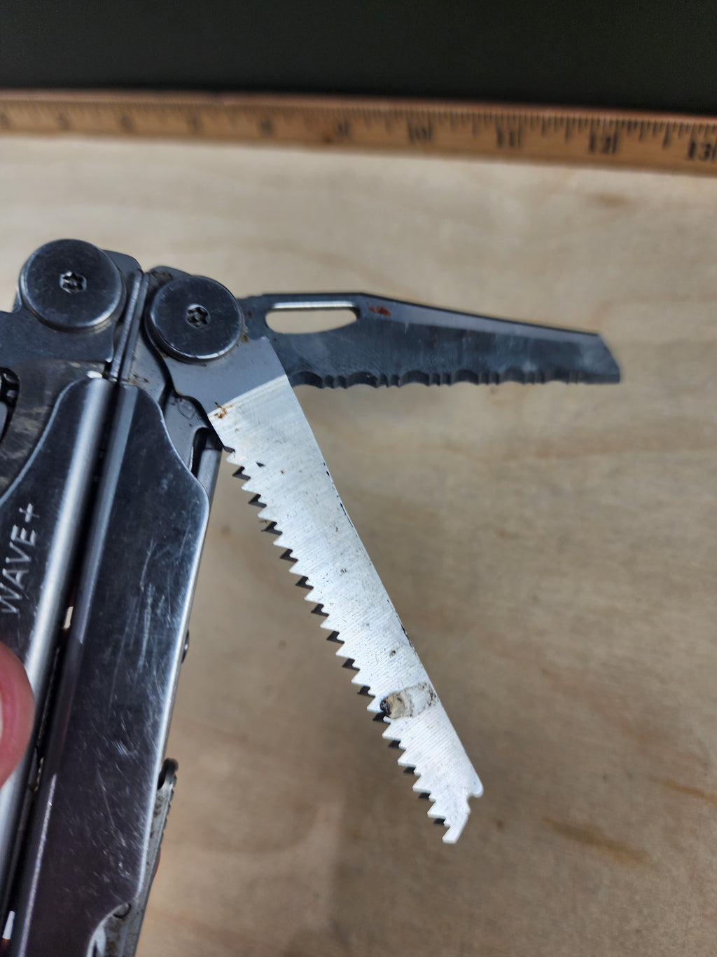 Leatherman Wave Plus #-111 Dirty, rust is present