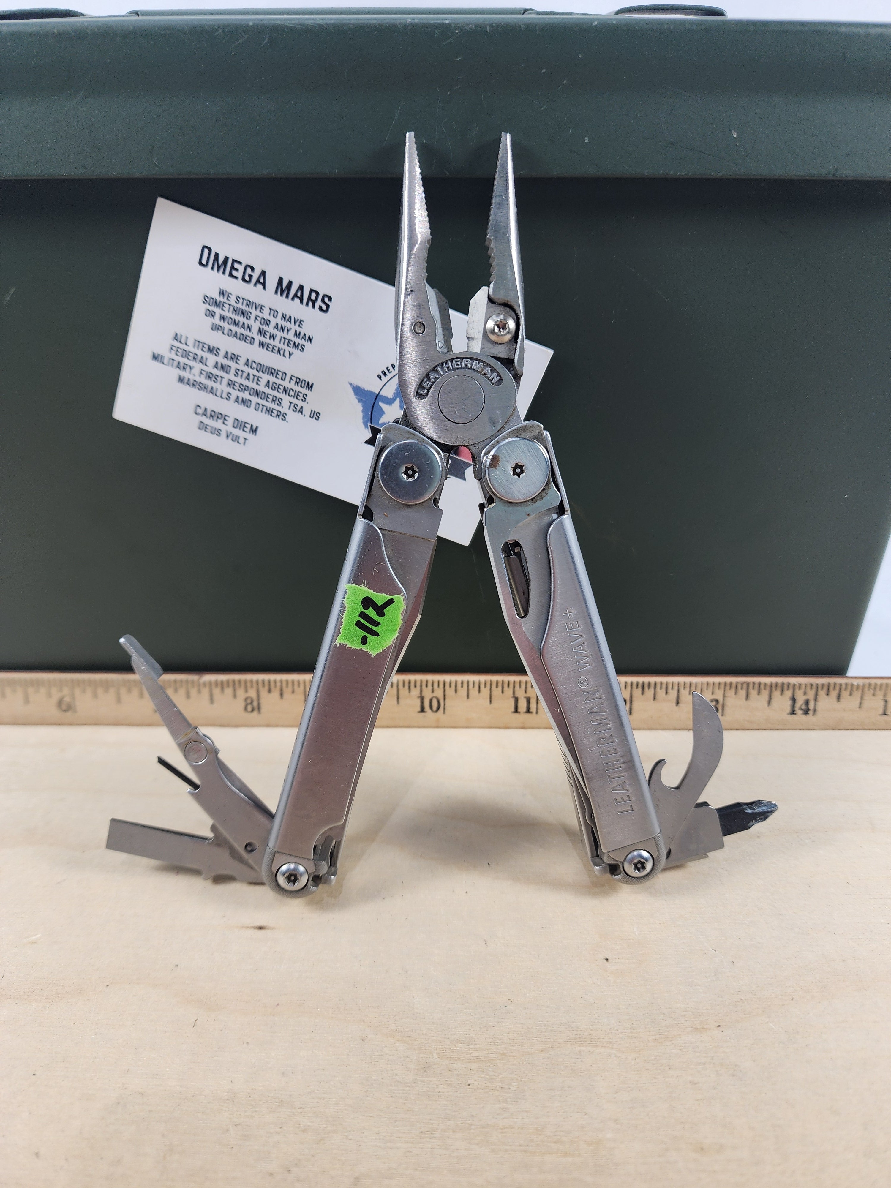Leatherman Wave Plus #-112 Dirty, spots of rust, screw driver chipped