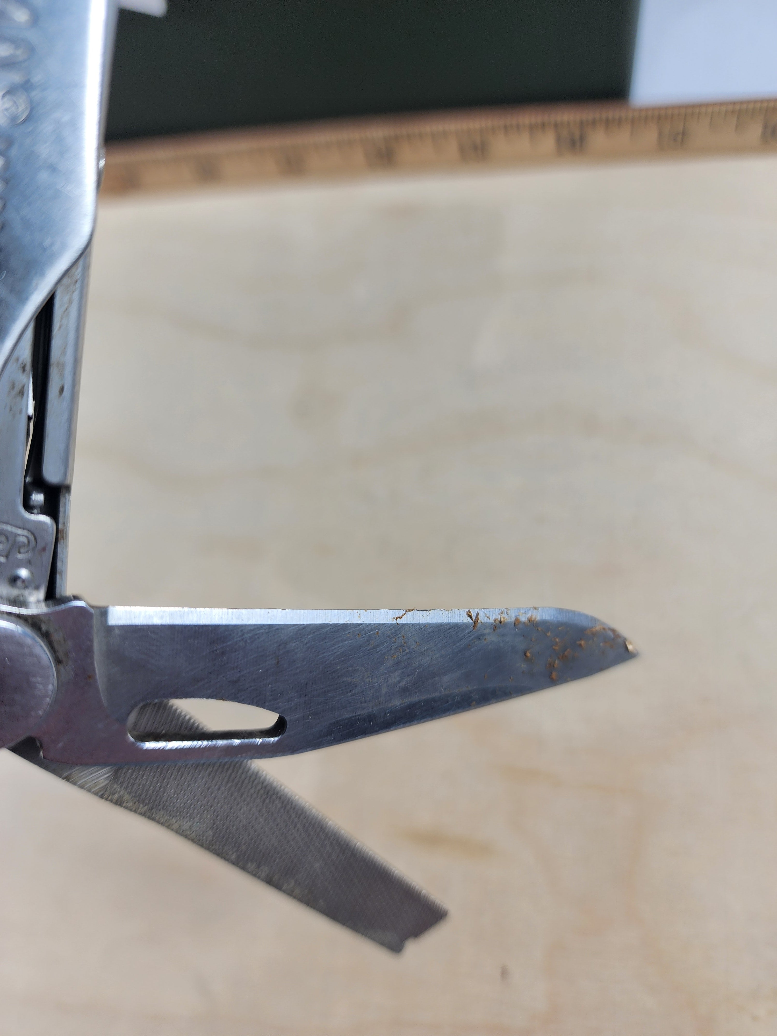 Leatherman Wave Plus #-112 Dirty, spots of rust, screw driver chipped