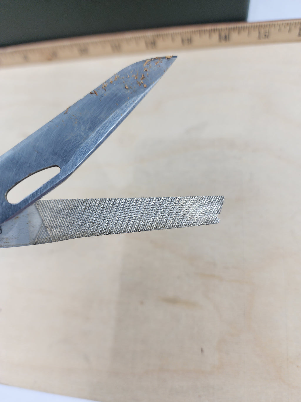 Leatherman Wave Plus #-112 Dirty, spots of rust, screw driver chipped