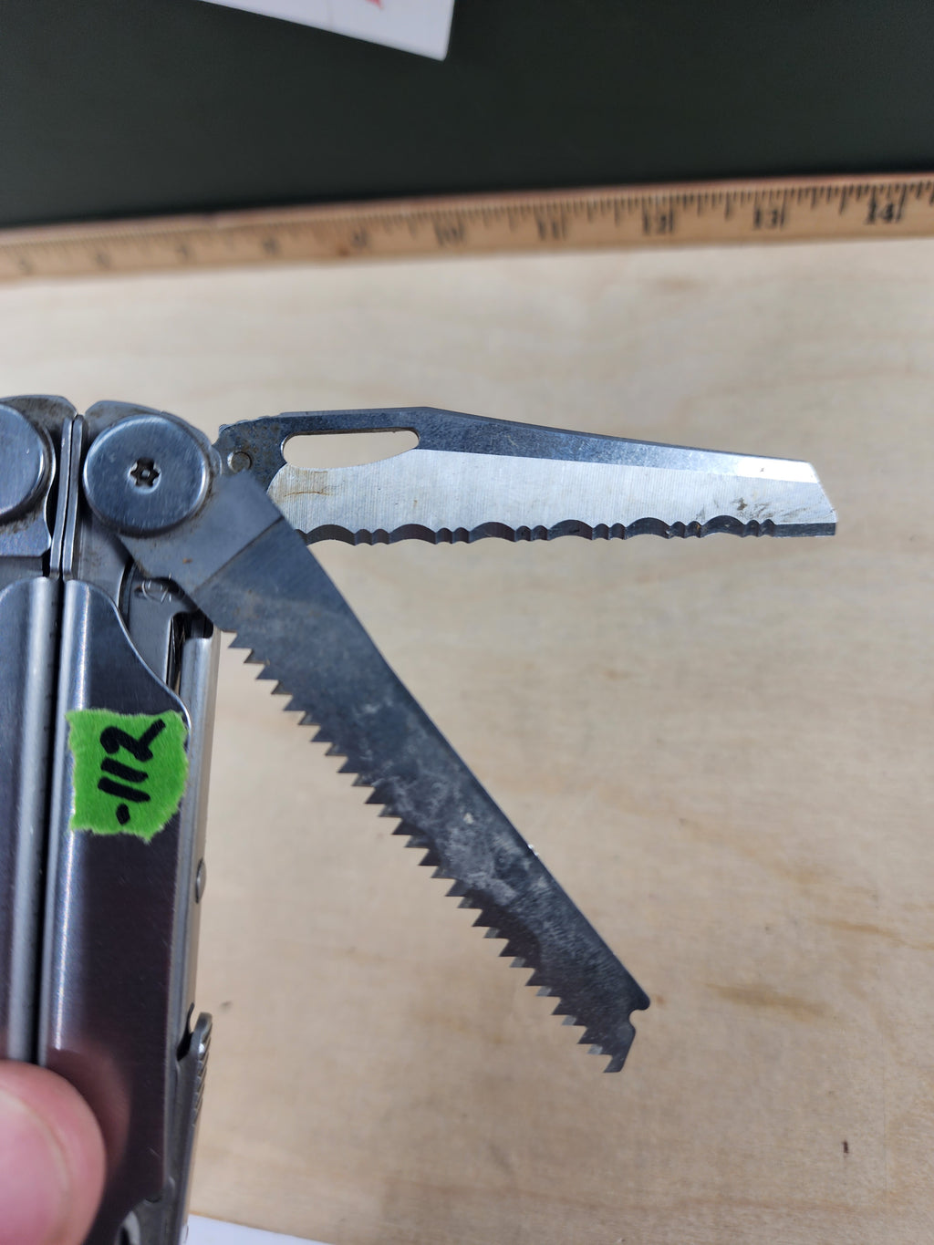 Leatherman Wave Plus #-112 Dirty, spots of rust, screw driver chipped