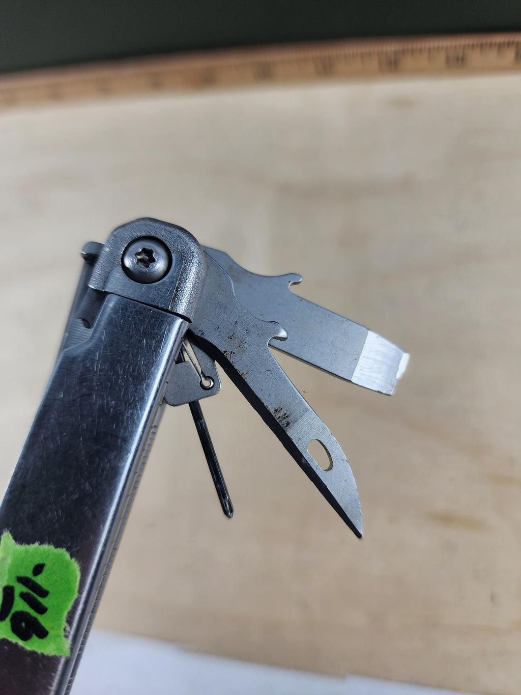 Leatherman Surge #-116 Dirty, knife dings, bit missing