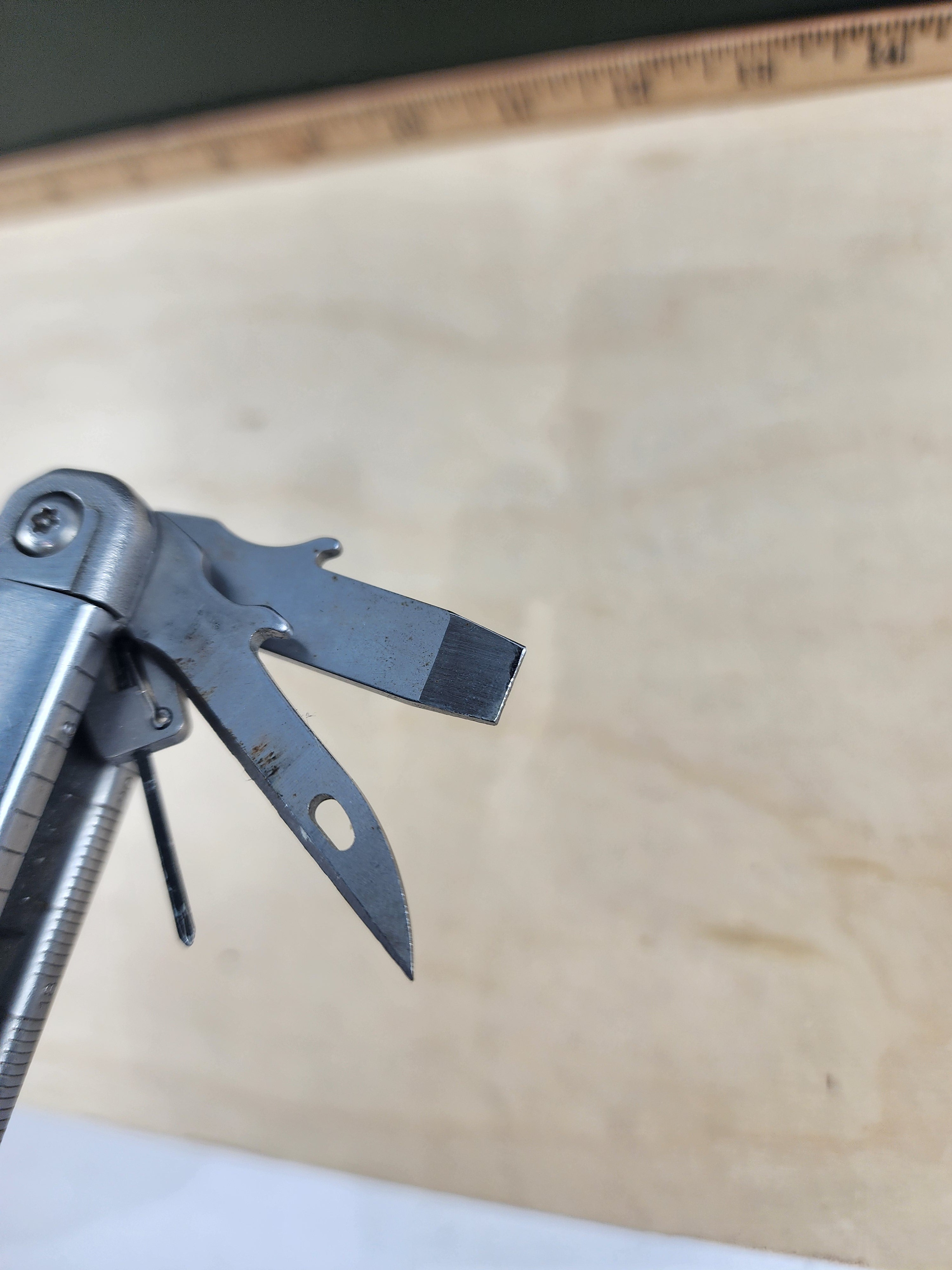 Leatherman Surge #-116 Dirty, knife dings, bit missing