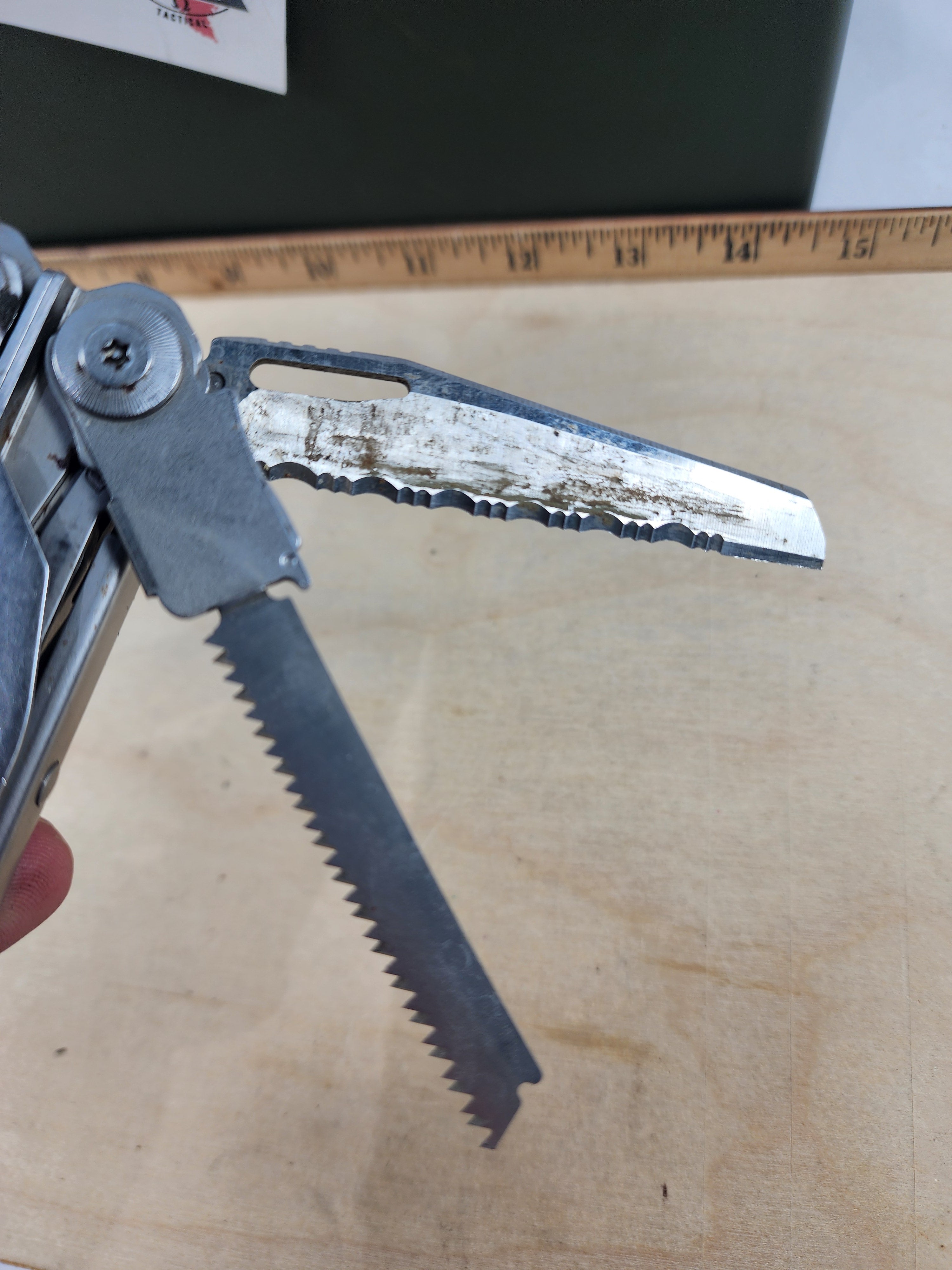 Leatherman Surge #-116 Dirty, knife dings, bit missing